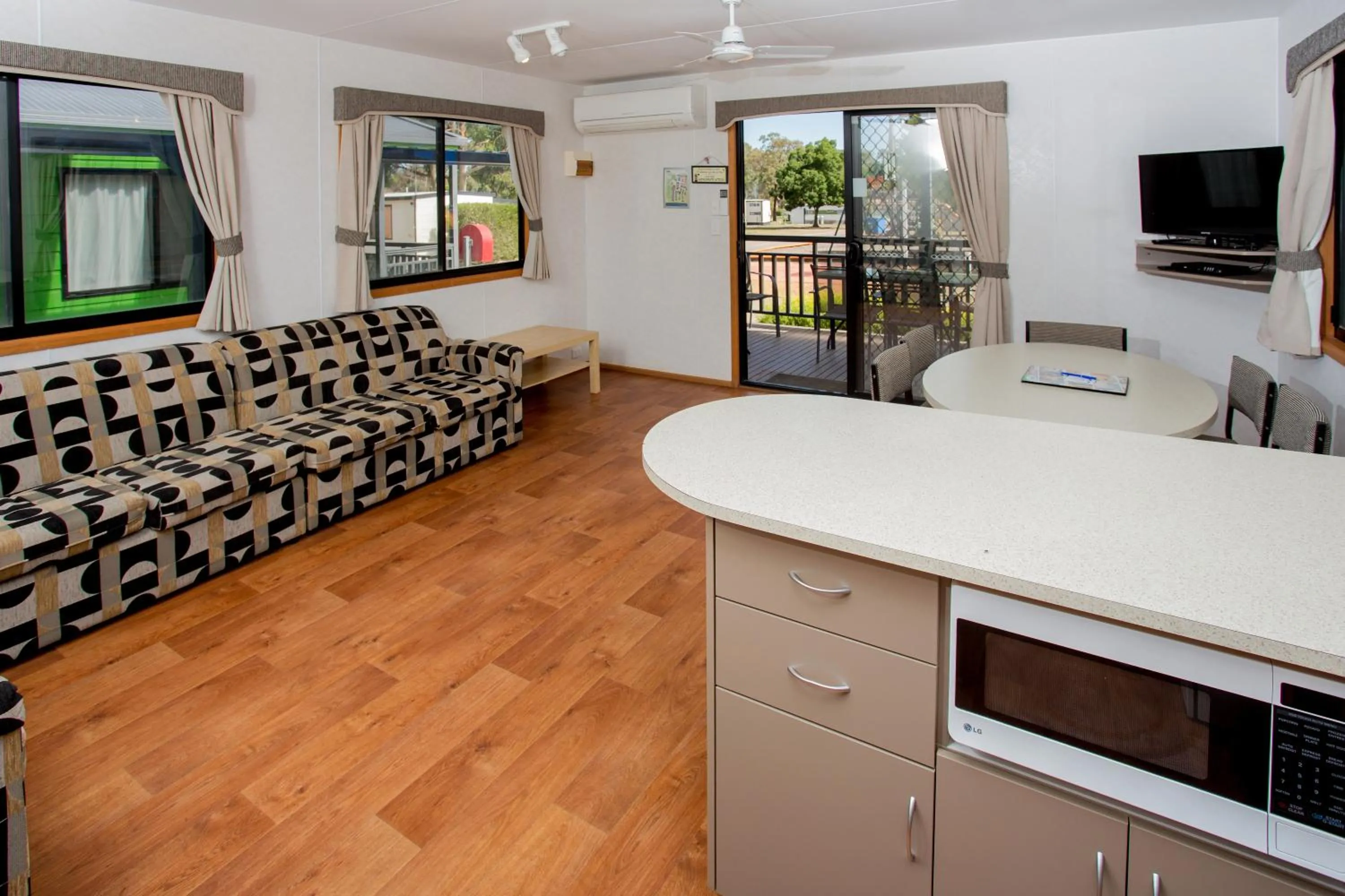 TV and multimedia in BIG4 Bendigo Park Lane Holiday Park