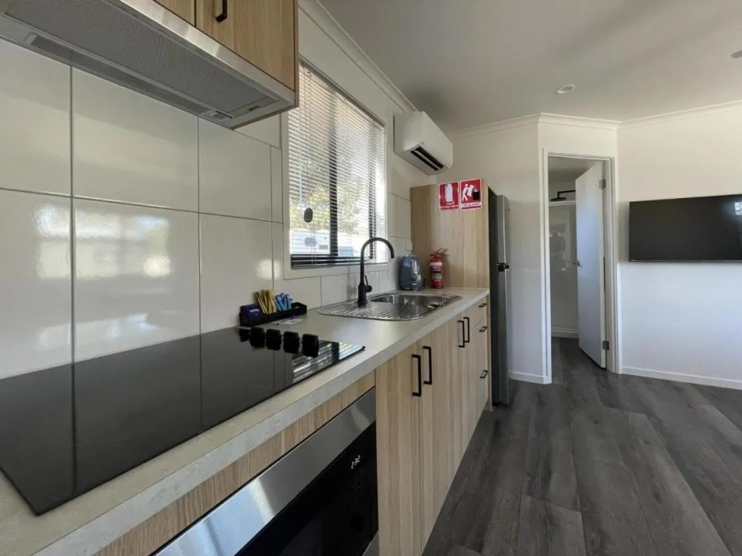 Kitchen or kitchenette in BIG4 Bendigo Park Lane Holiday Park
