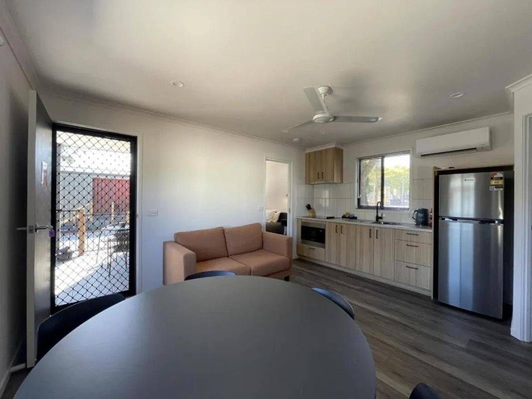 Living room in BIG4 Bendigo Park Lane Holiday Park