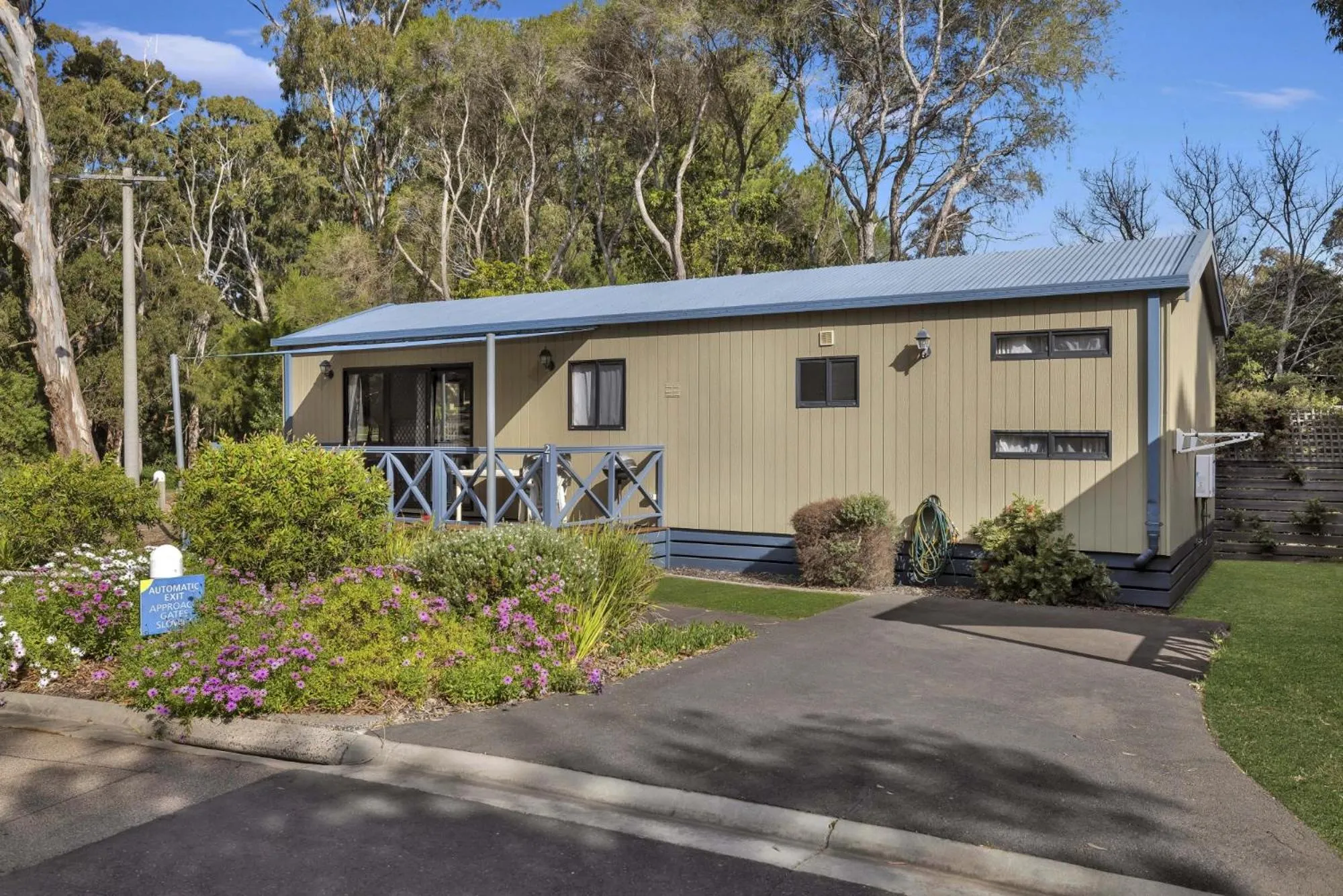 Property building in Metung Holiday Villas