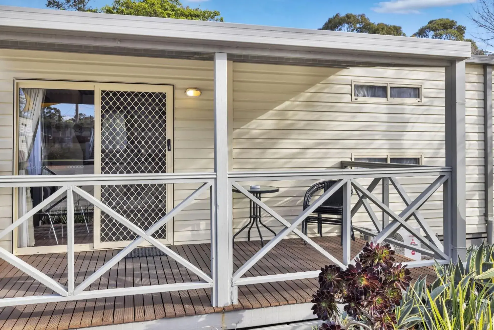 Budget Two-Bedroom Villa in Metung Holiday Villas Budget Two-Bedroom Villa in Metung Holiday Villas