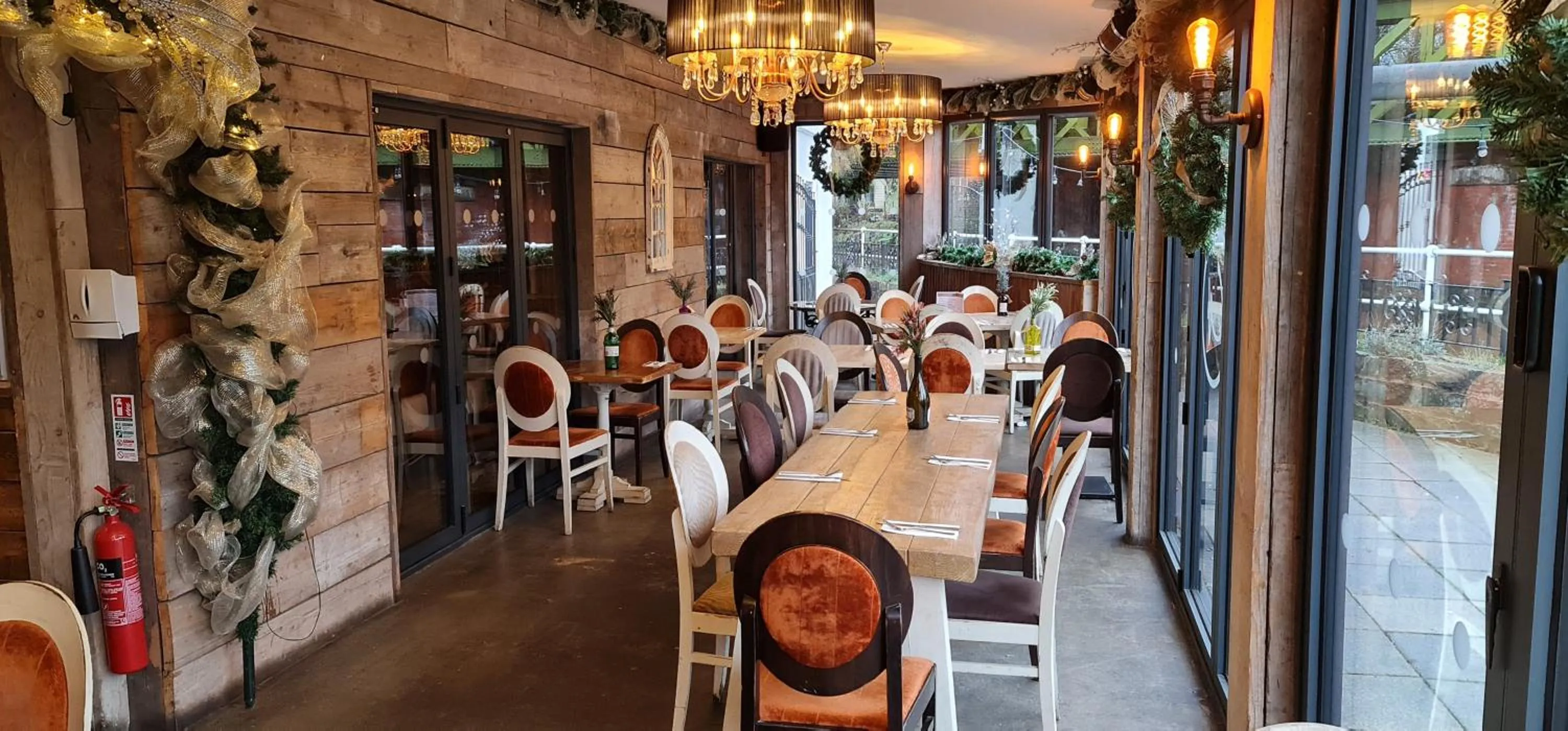 Dining area in The Waterside Bar, Rooms & Restaurant
