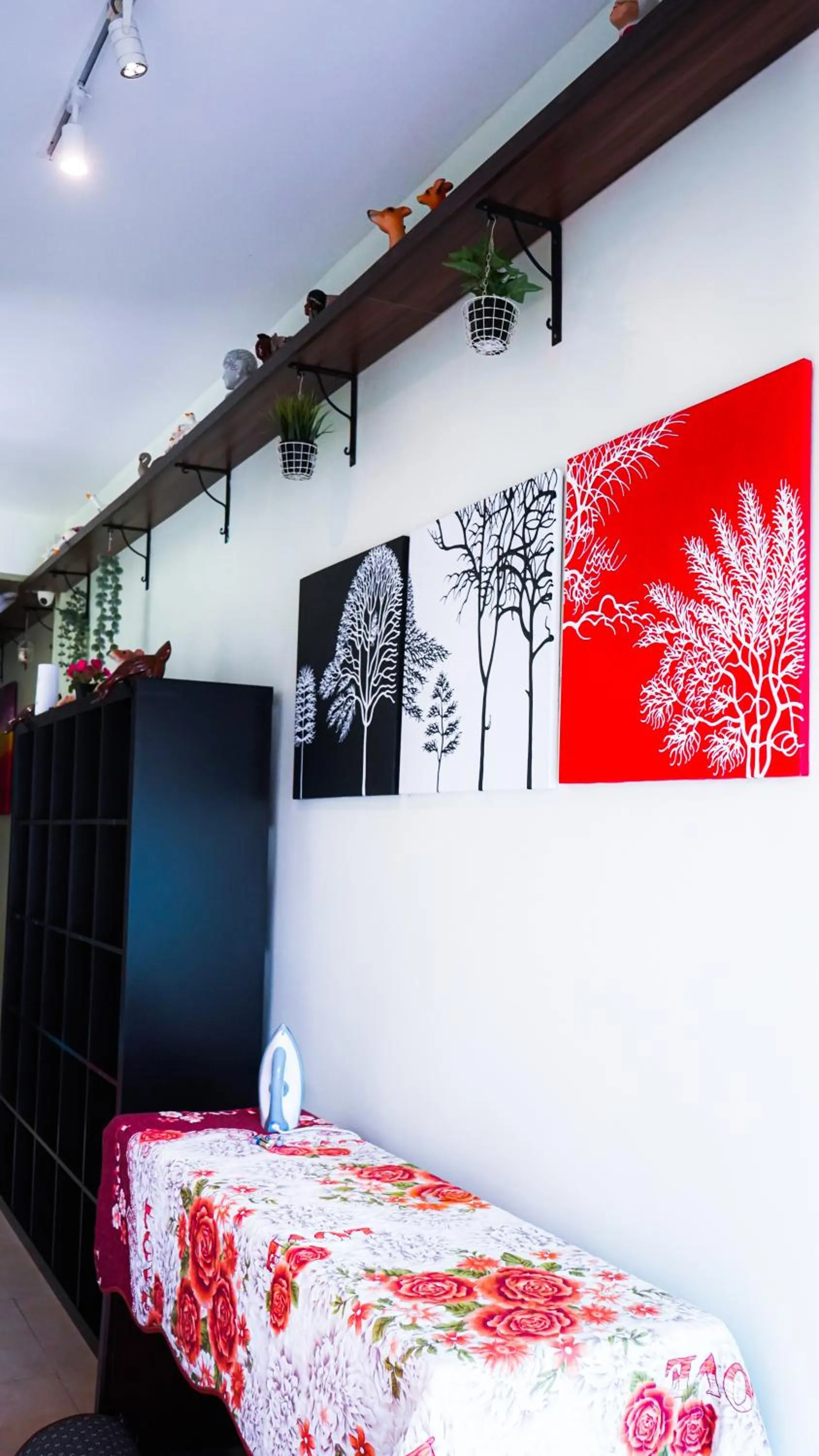 Decorative detail, Bed in Highlanders Garden Guesthouse at Arundina Cameron Highlands
