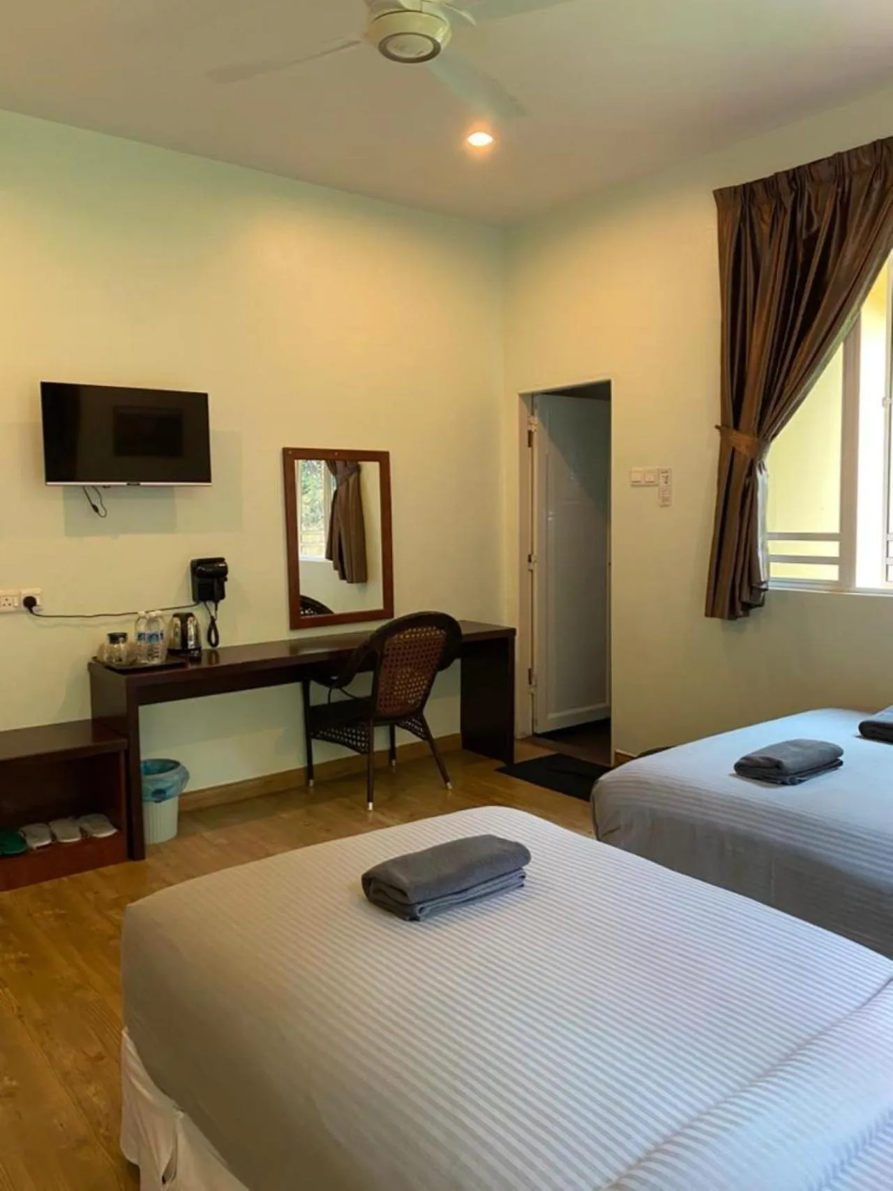 Bedroom, Bed in Highlanders Garden Guesthouse at Arundina Cameron Highlands