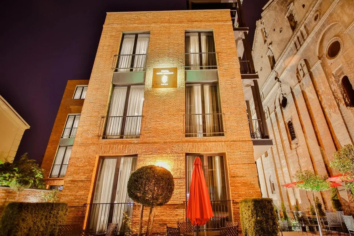 Property building in Hotel Tuta