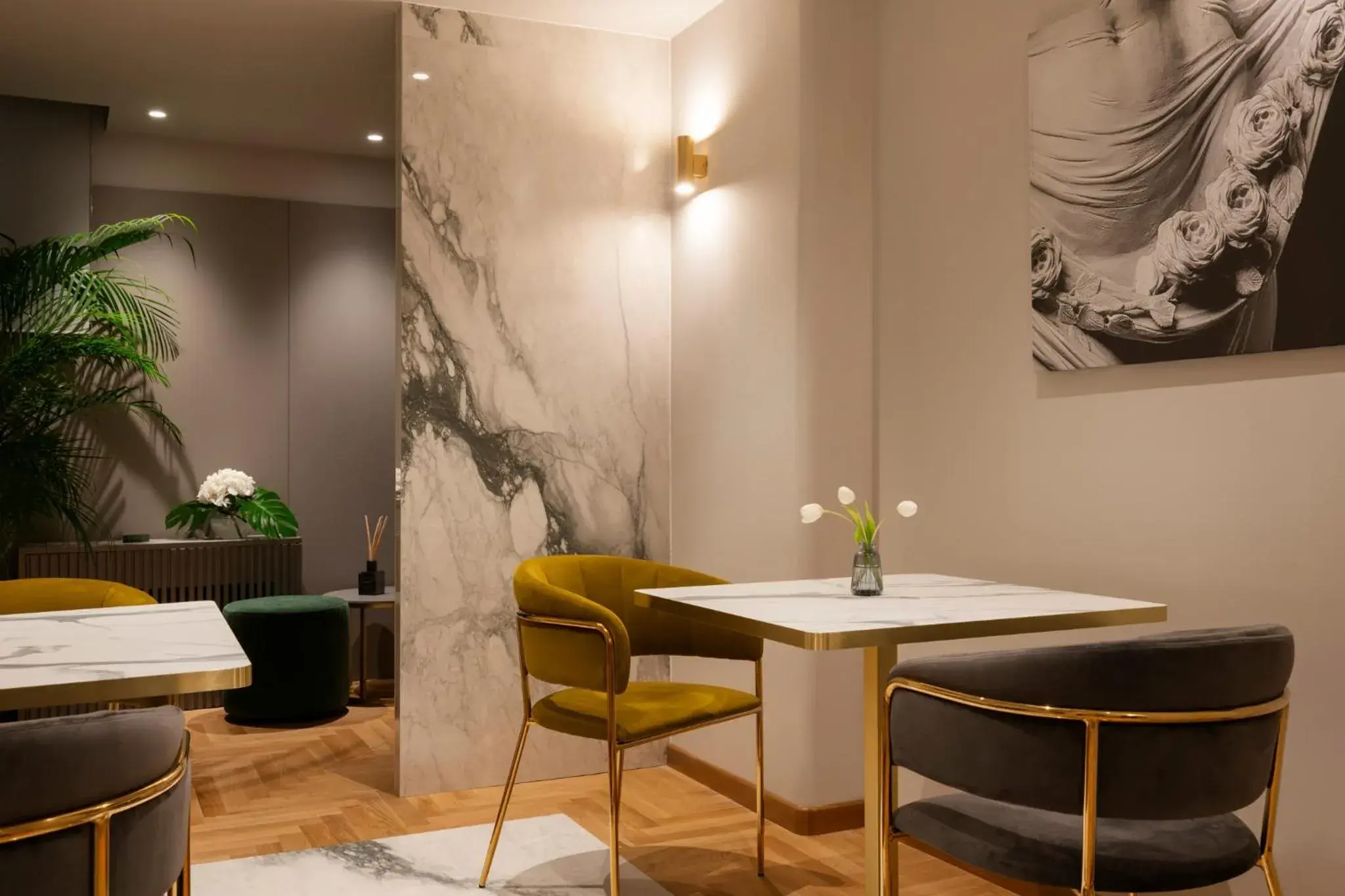 Lounge or bar in Palazzo Venere Lounge or bar in Palazzo Venere