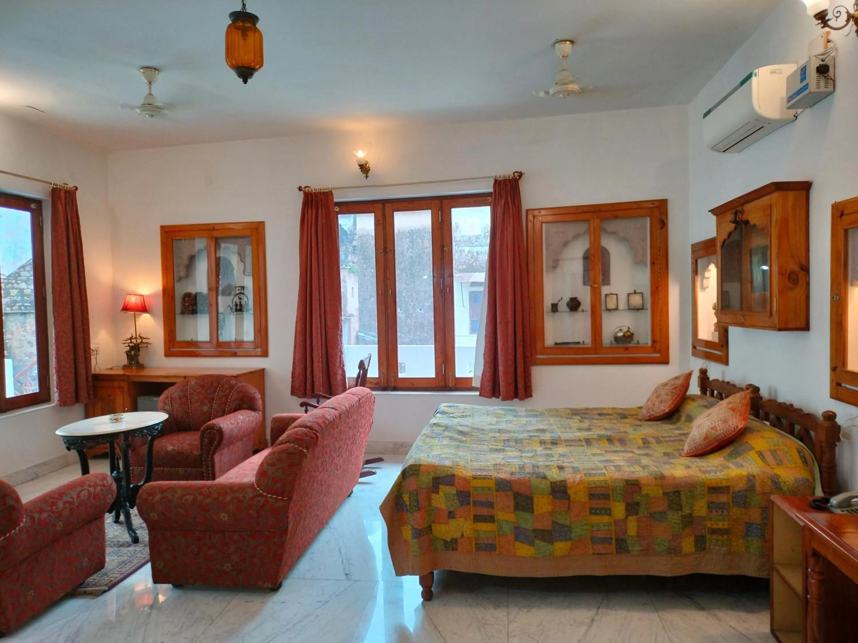 Property building, Bed in Haveli Braj Bhushanjee Heritage Hotel and Museum