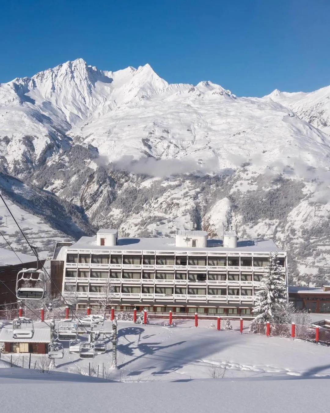 Property building in La Cachette, Friendly Hotel & Spa