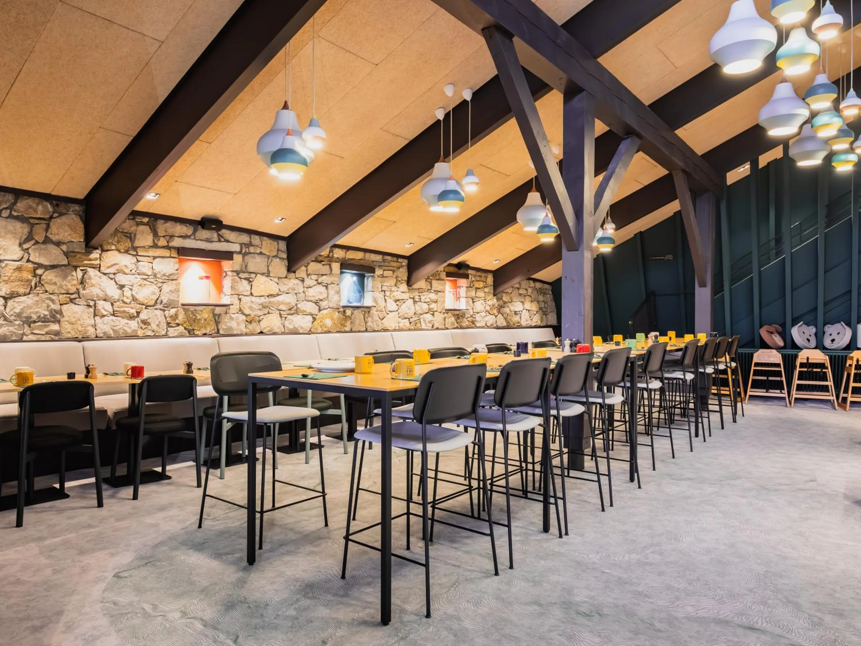 Restaurant/places to eat in La Cachette, Friendly Hotel & Spa