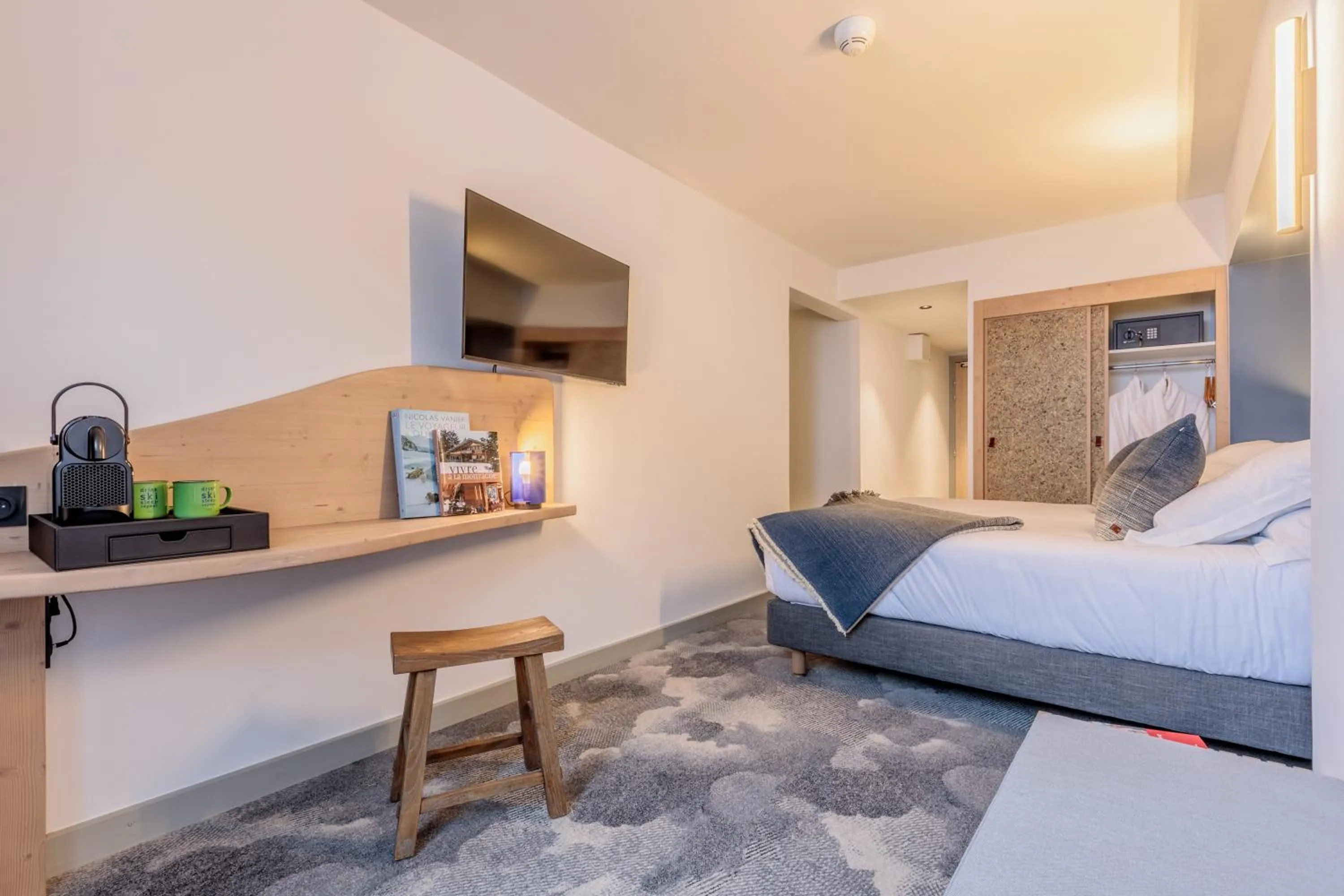 Bed in La Cachette, Friendly Hotel & Spa