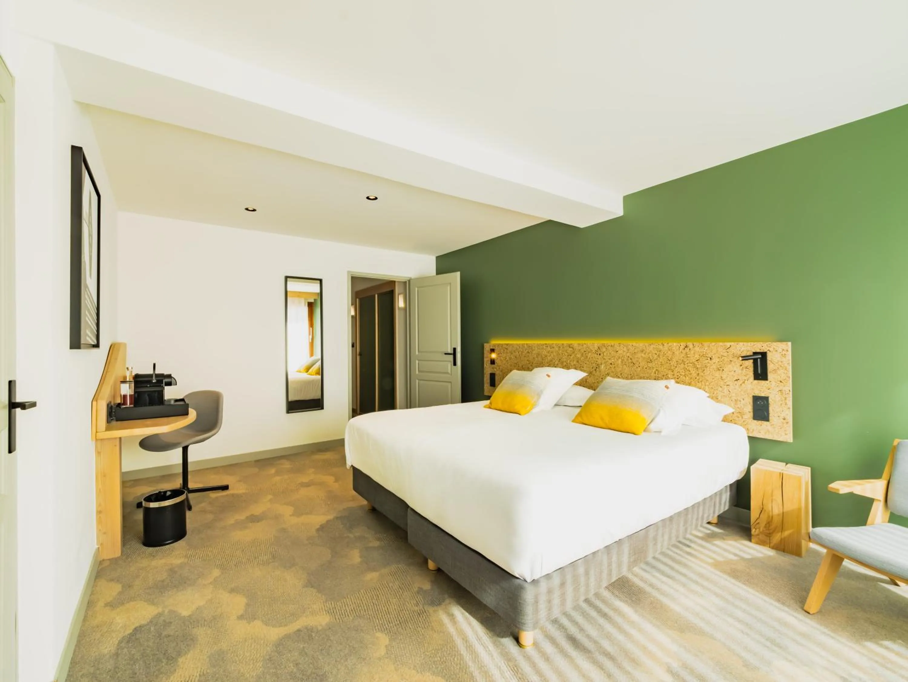 Bed in La Cachette, Friendly Hotel & Spa