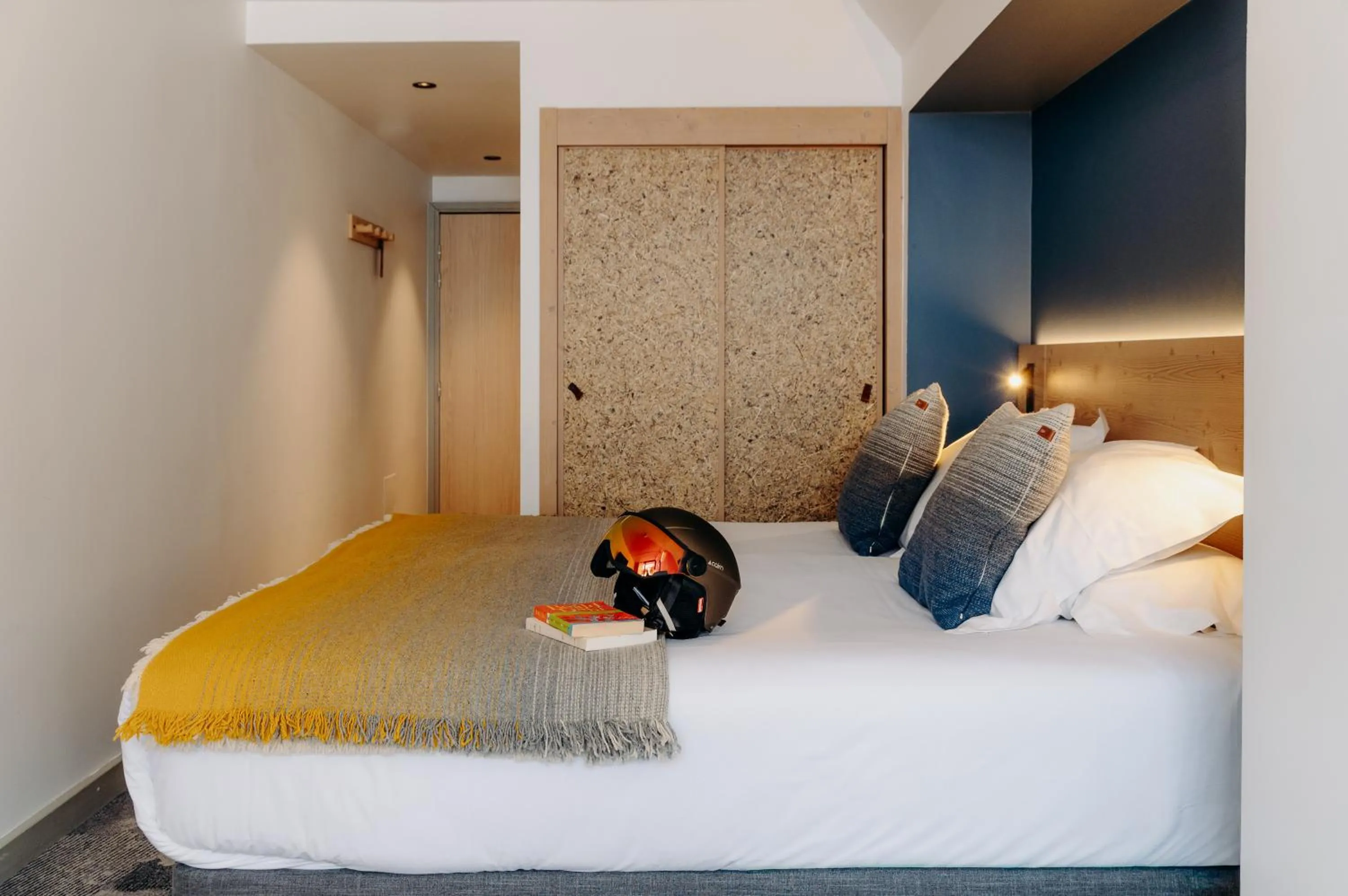 Bed in La Cachette, Friendly Hotel & Spa