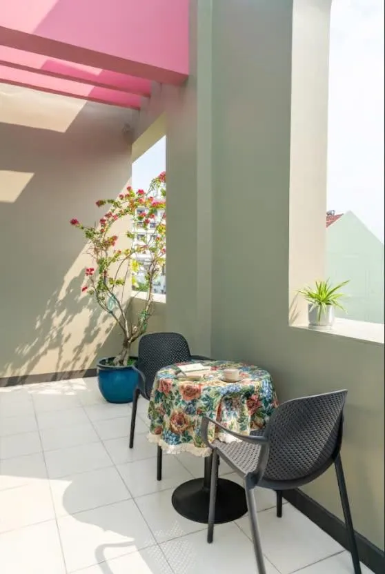 Balcony/Terrace in La Bonita Hotel and Apartments