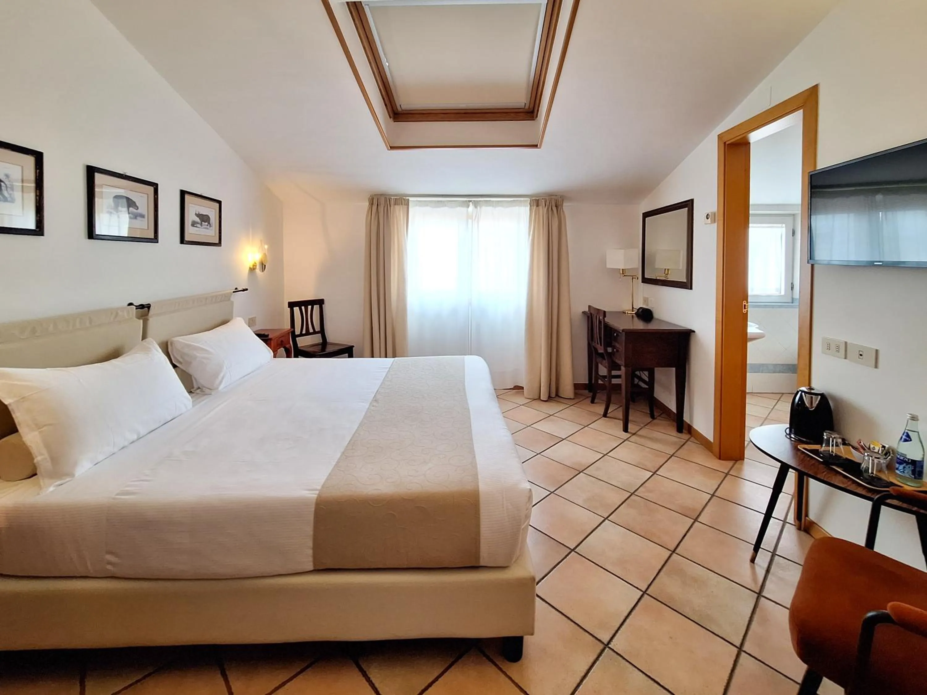 Photo of the whole room, Bed in Hotel Lauri