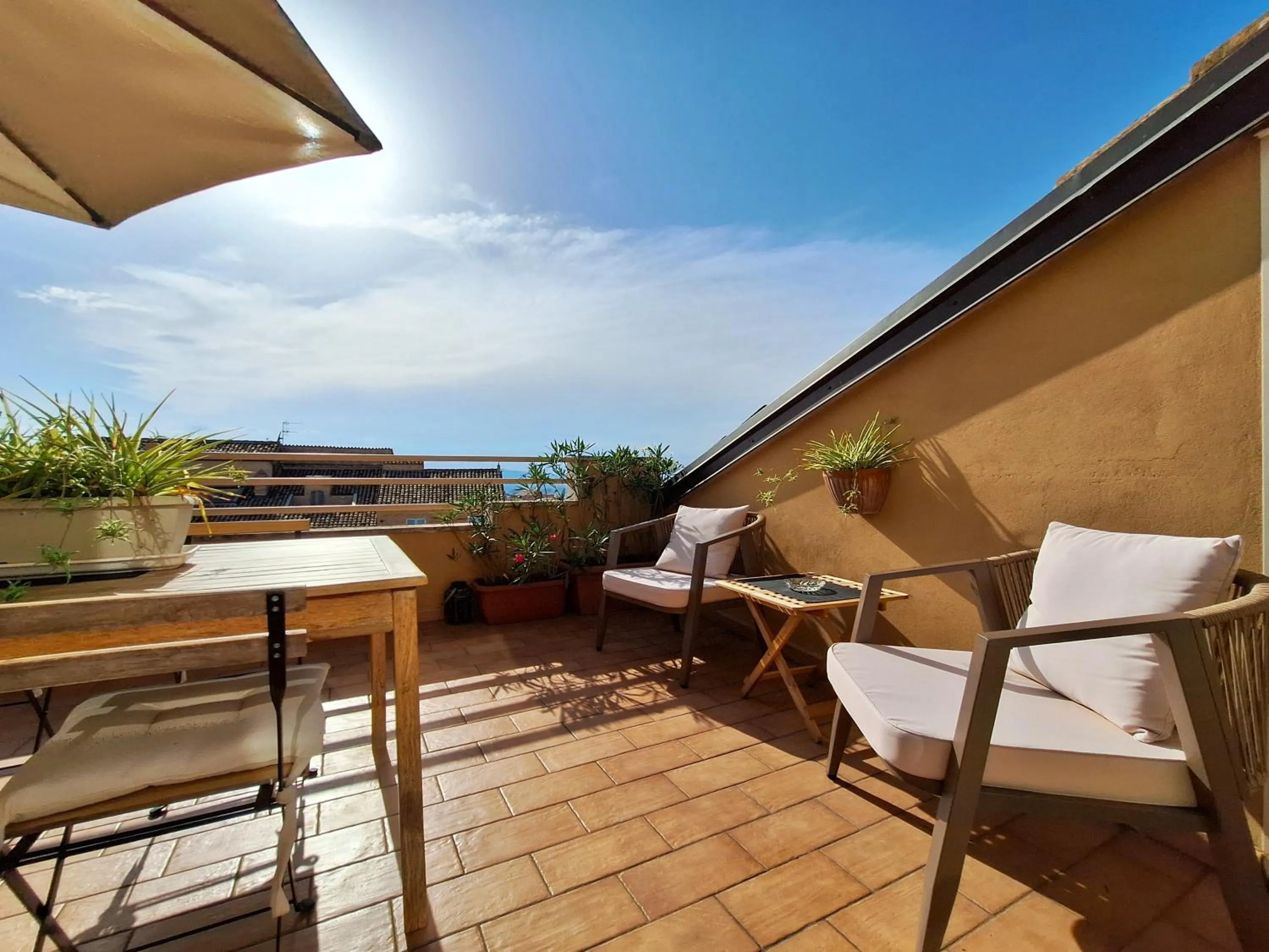 Balcony/Terrace in Hotel Lauri