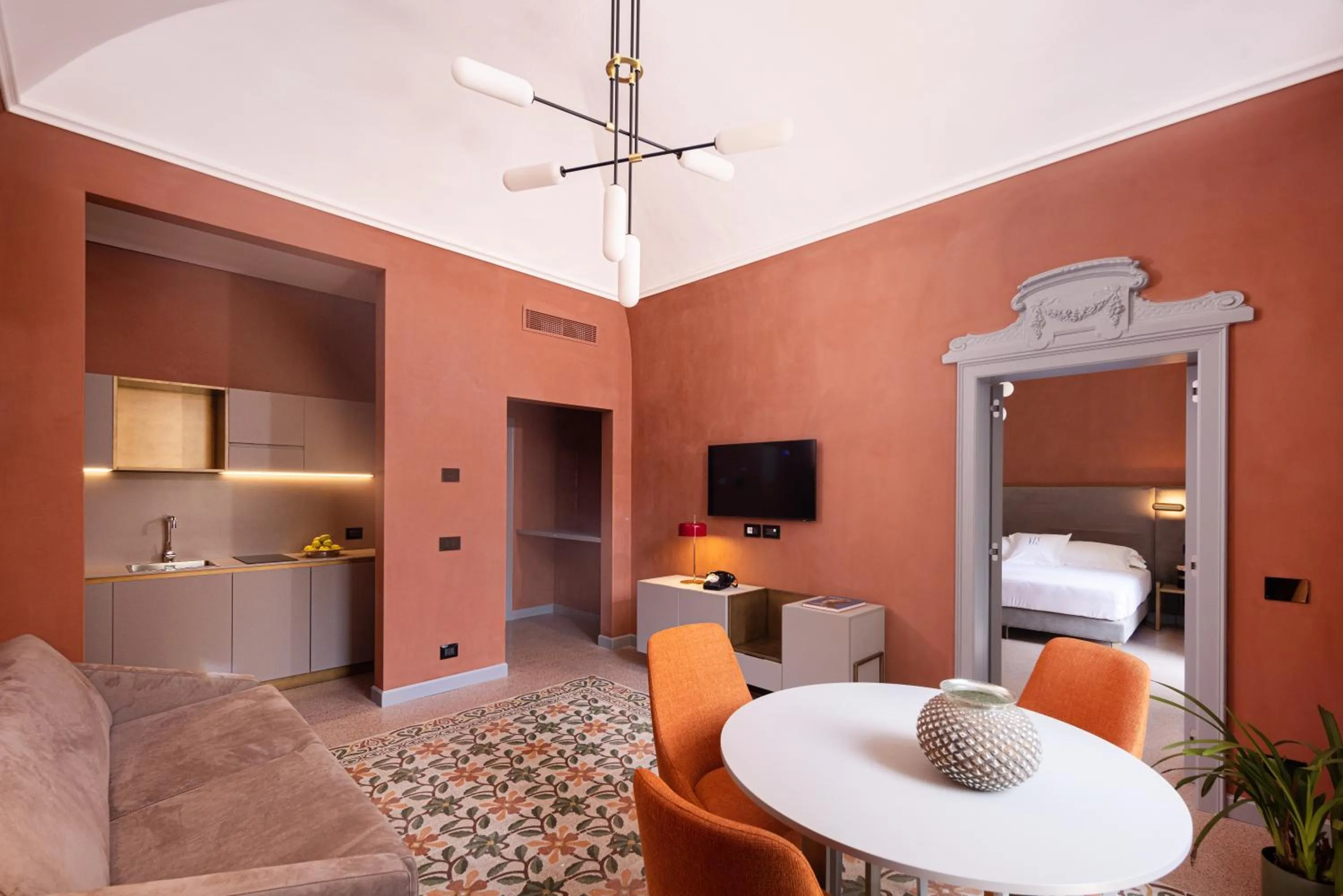 kitchen, Bed in VIS Urban Suites&Spa