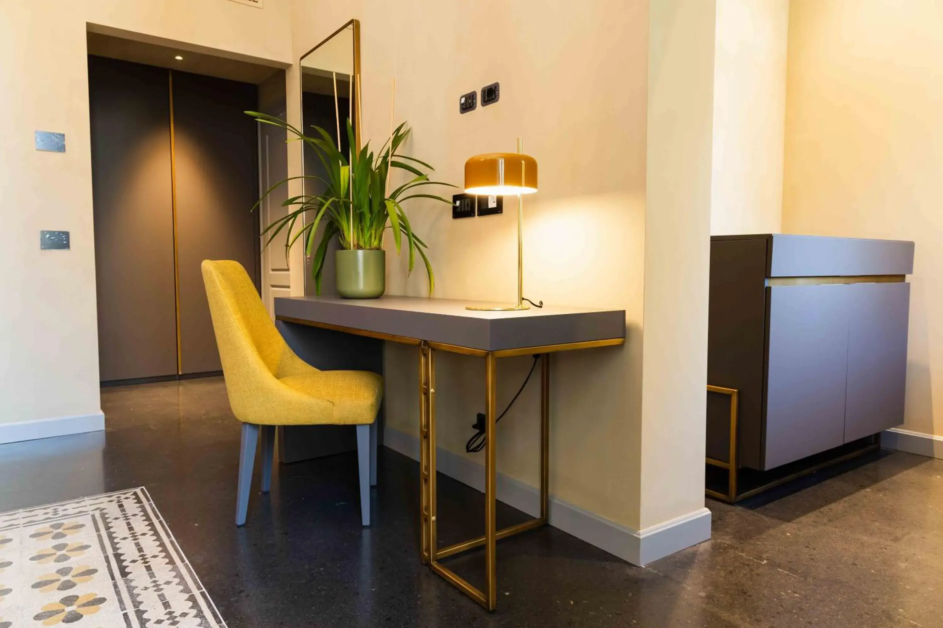 Superior Double or Twin Room with Terrace in VIS urban suites & spa - Boutique Hotel Superior Double or Twin Room with Terrace in VIS urban suites & spa - Boutique Hotel