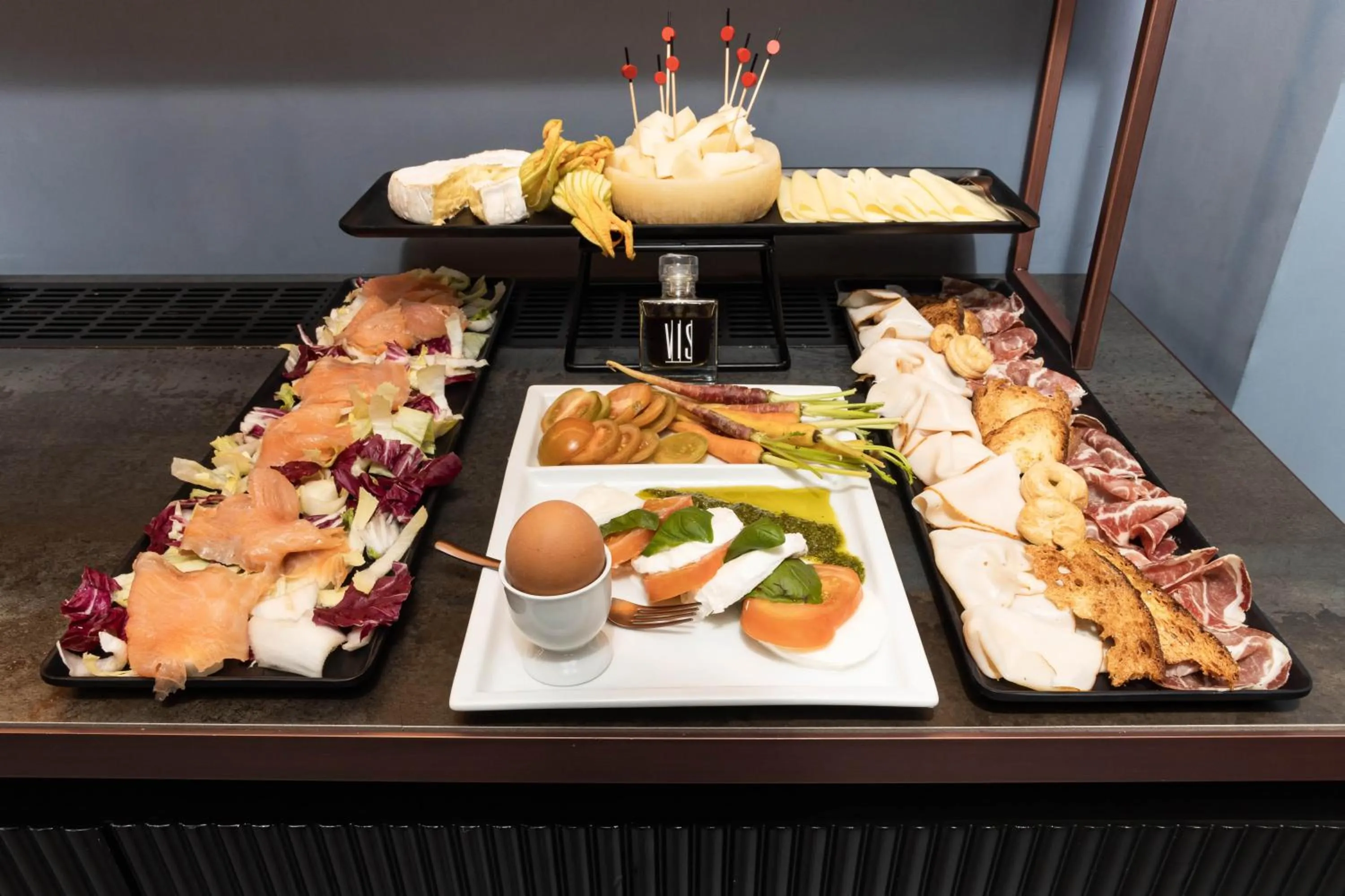 Continental breakfast in VIS Urban Suites&Spa