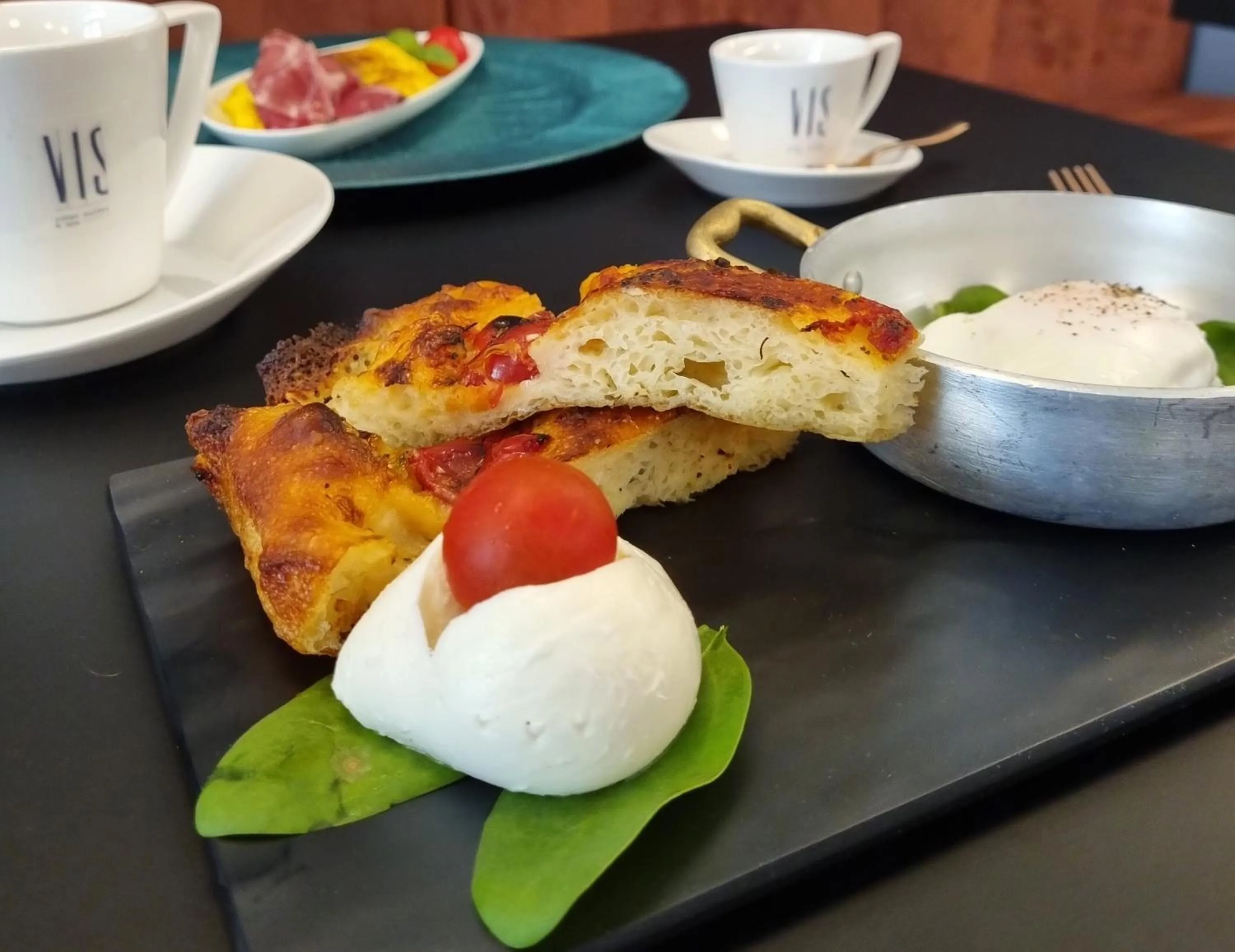 Breakfast in VIS Urban Suites&Spa