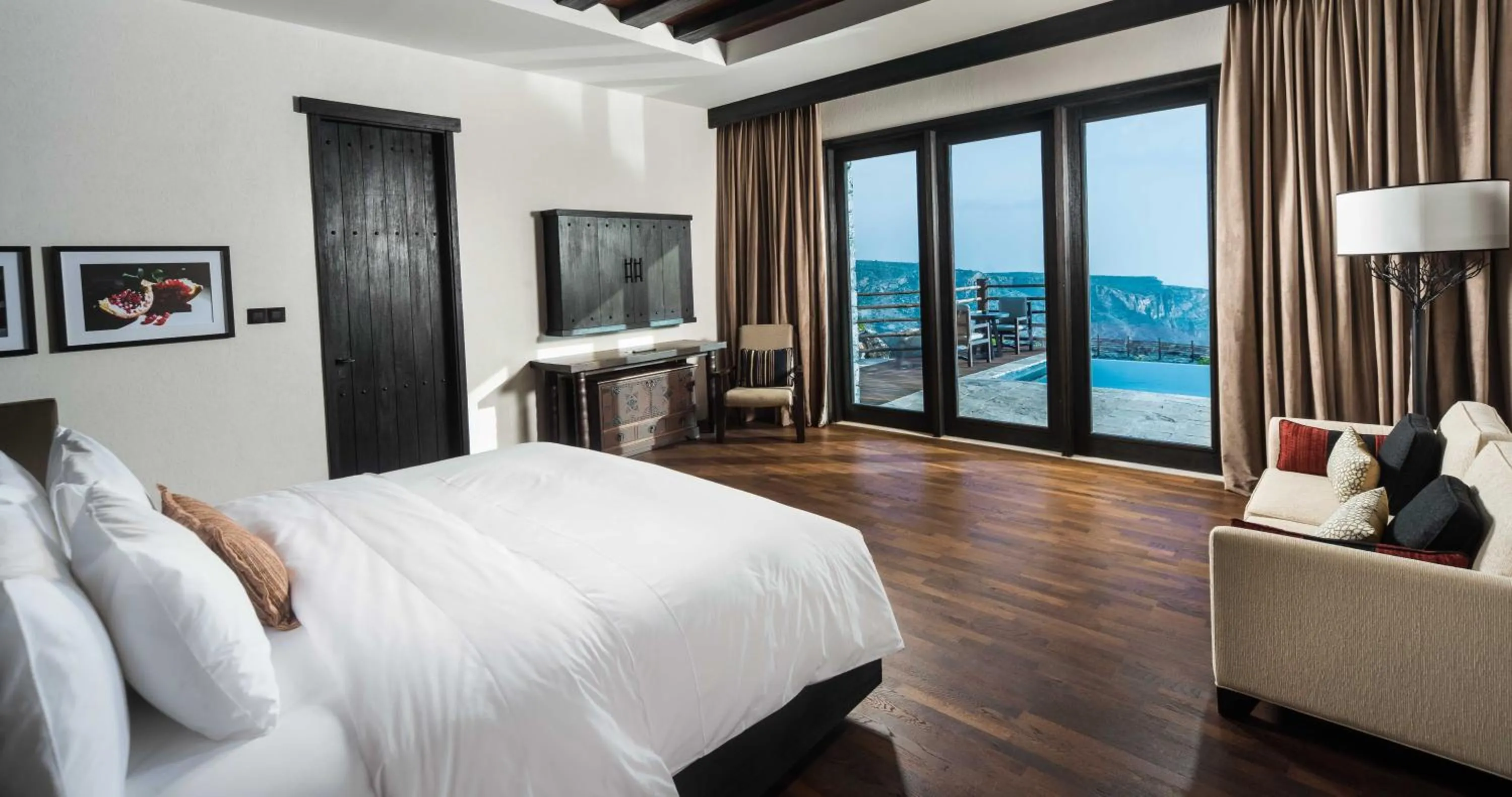 Photo of the whole room, Bed in Alila Jabal Akhdar