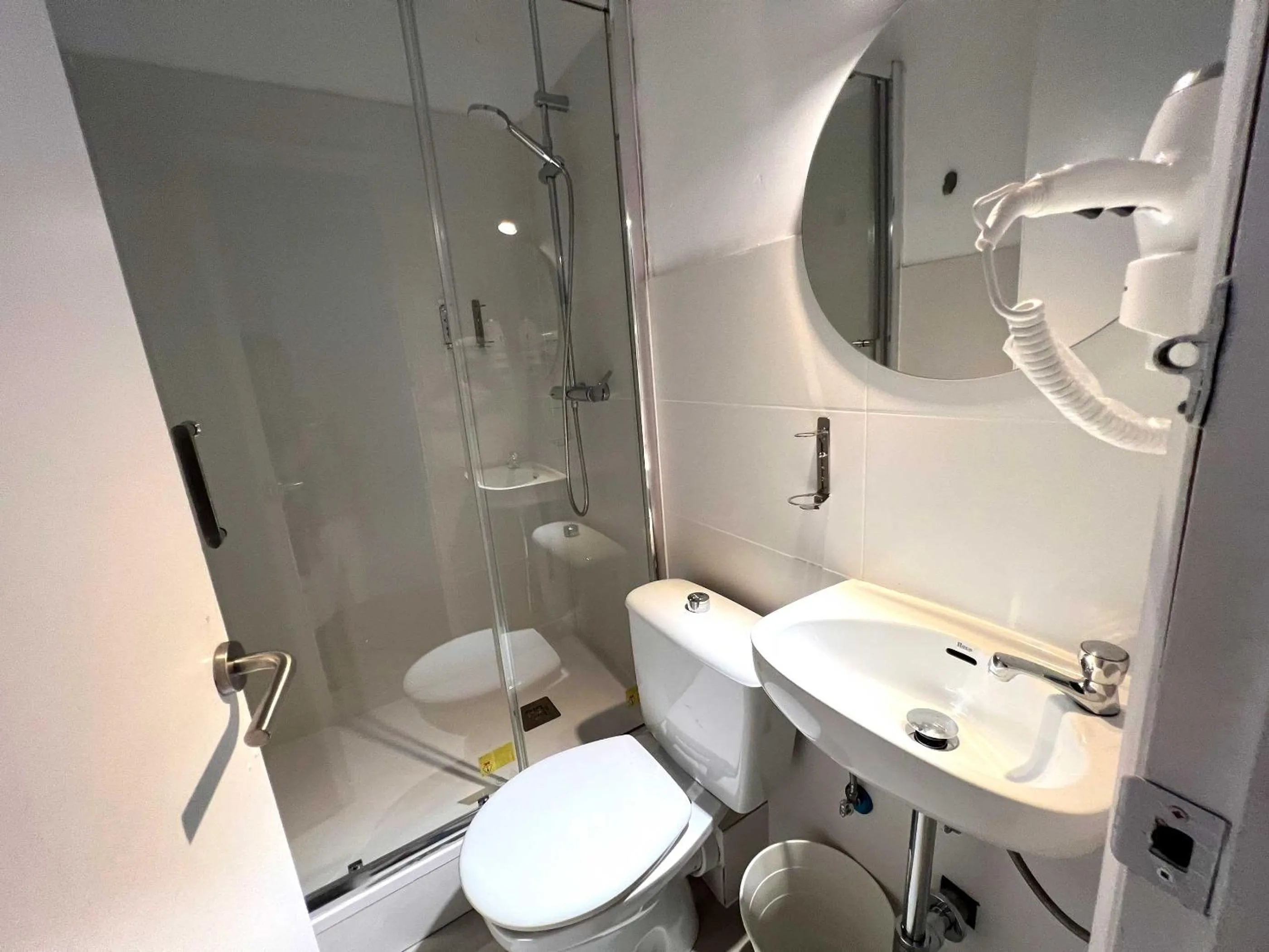 Bathroom in The MO GOTIC