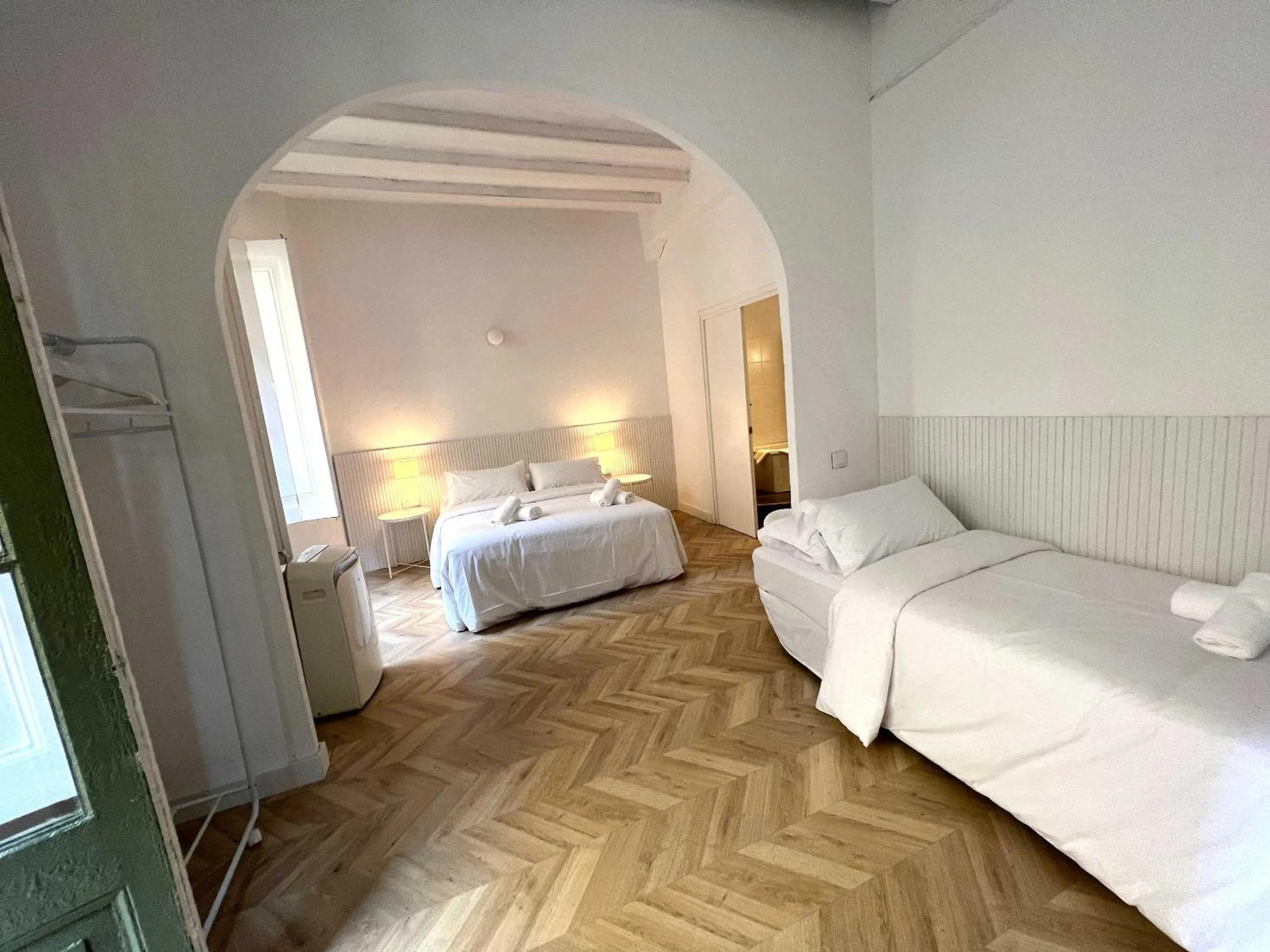 Bedroom, Bed in The MO GOTIC