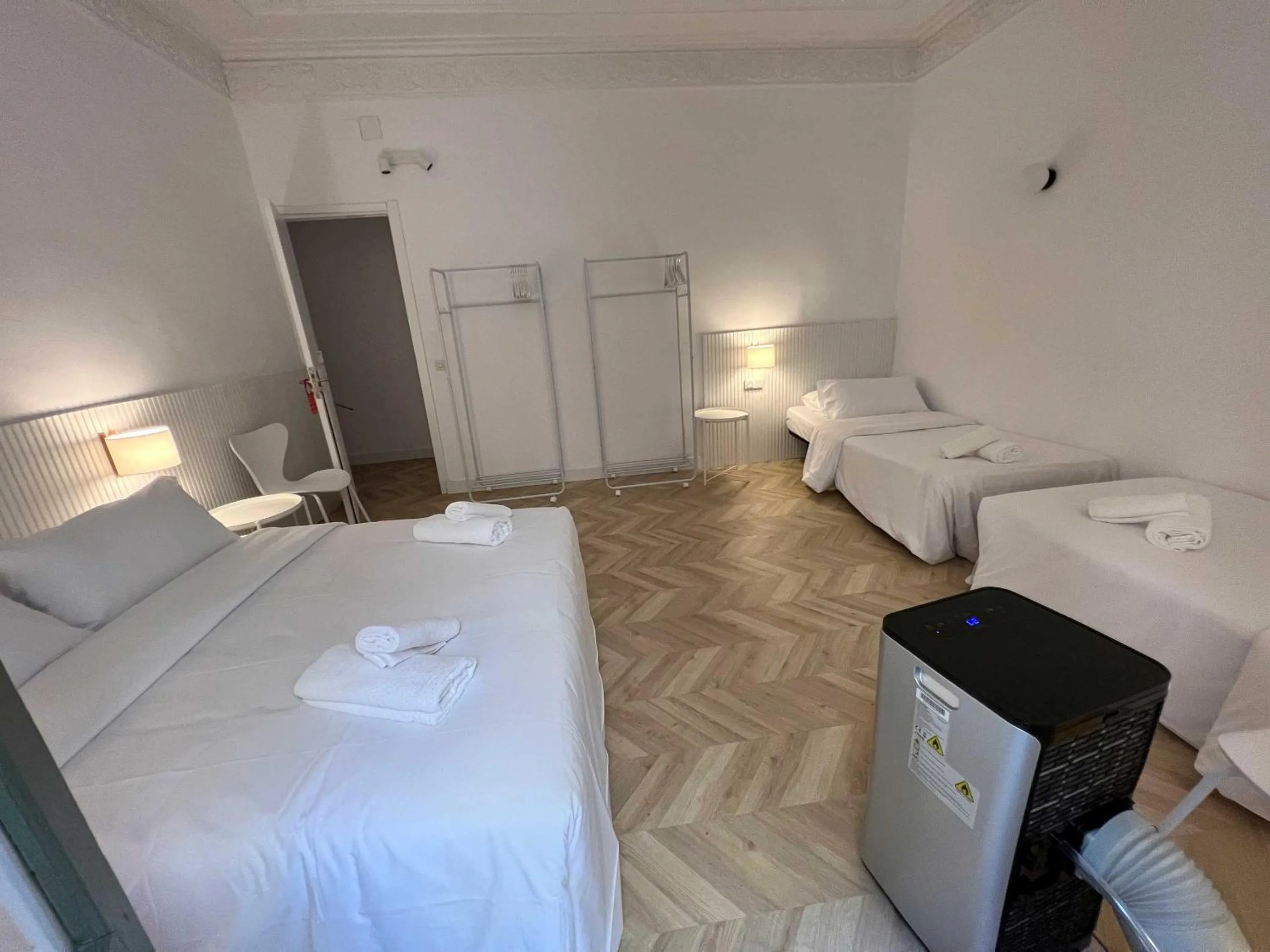 Bedroom, Bed in The MO GOTIC