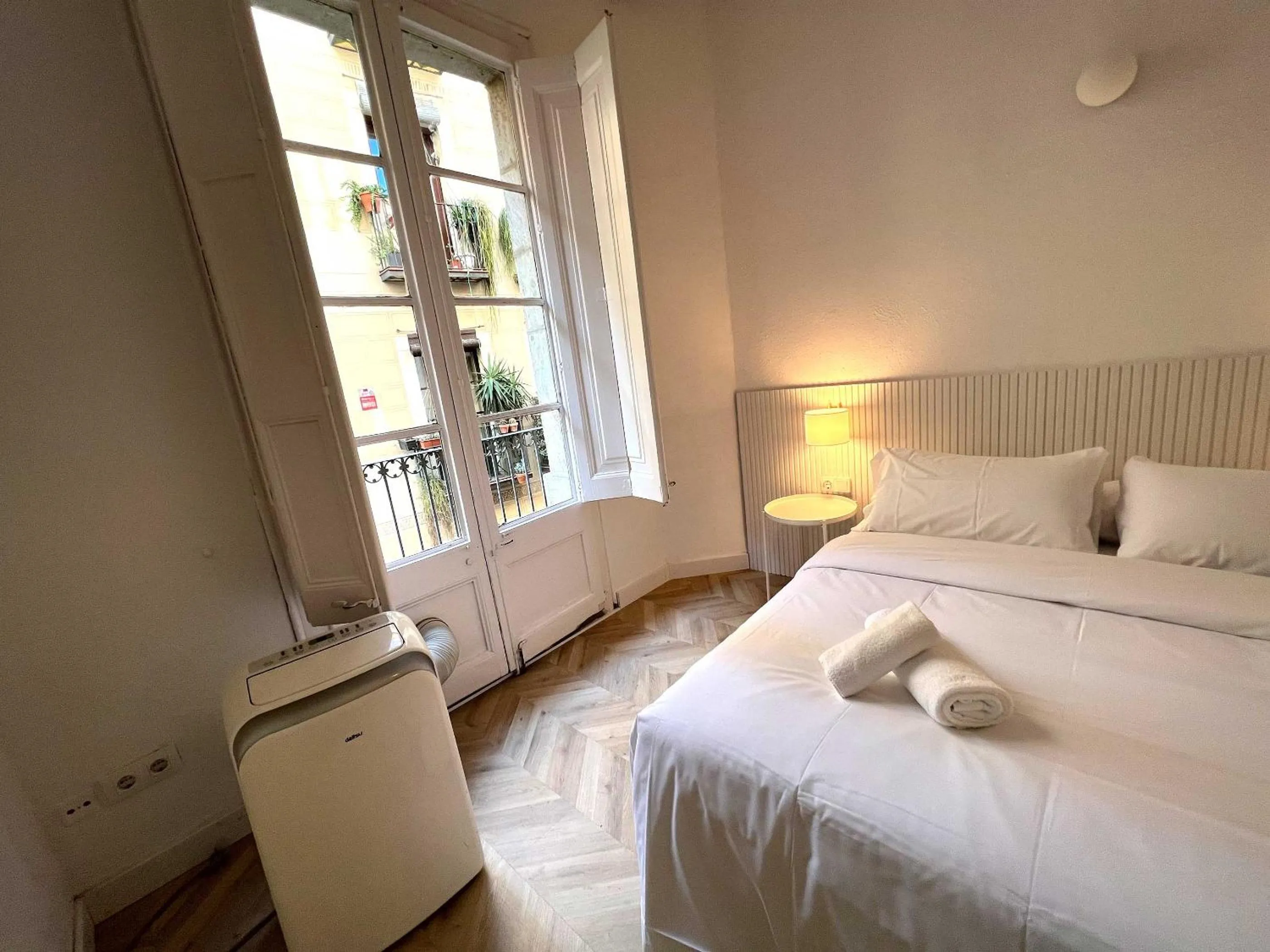 Bedroom, Bed in The MO GOTIC