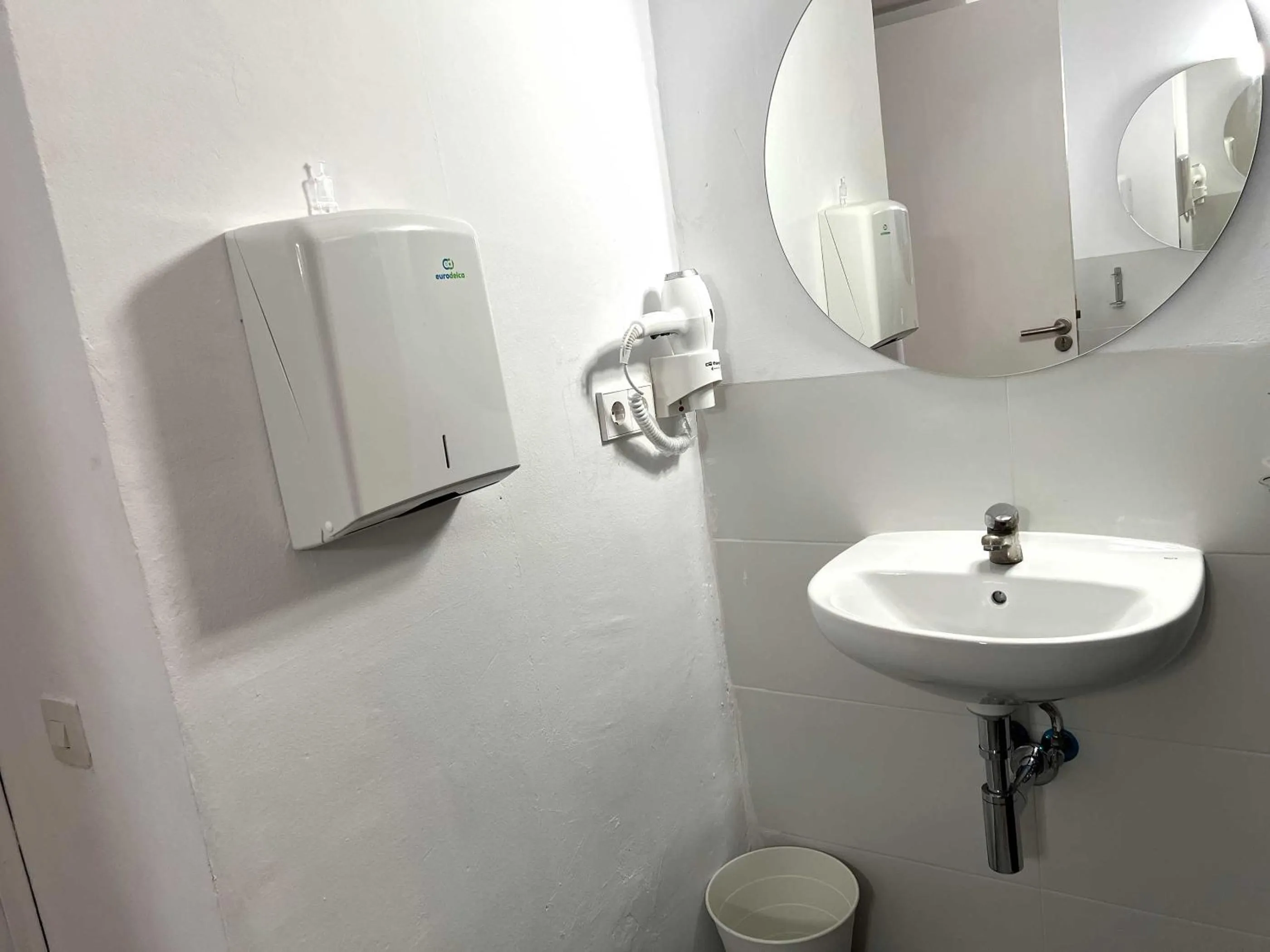 Bedroom in The MO GOTIC