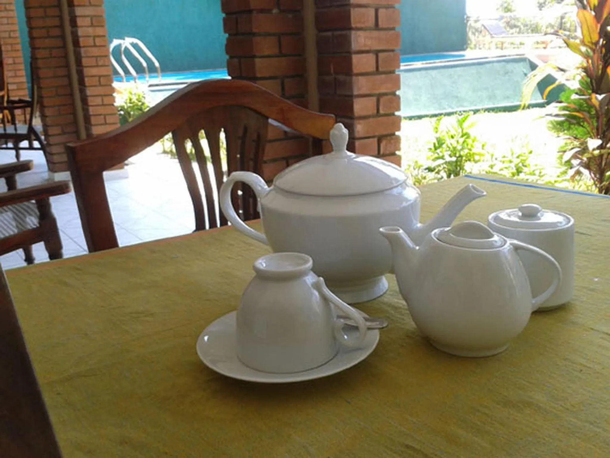 Restaurant/places to eat in Little Paradise