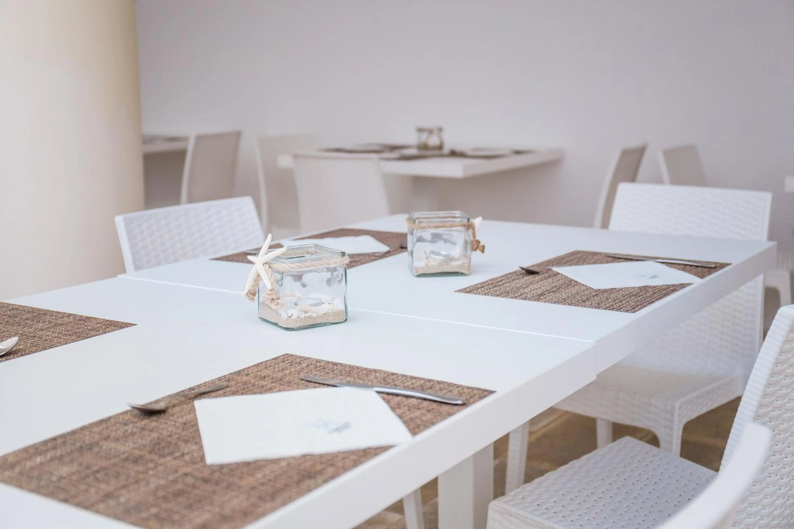 Restaurant/places to eat in Nicolaus Prime Il Gabbiano Hotel