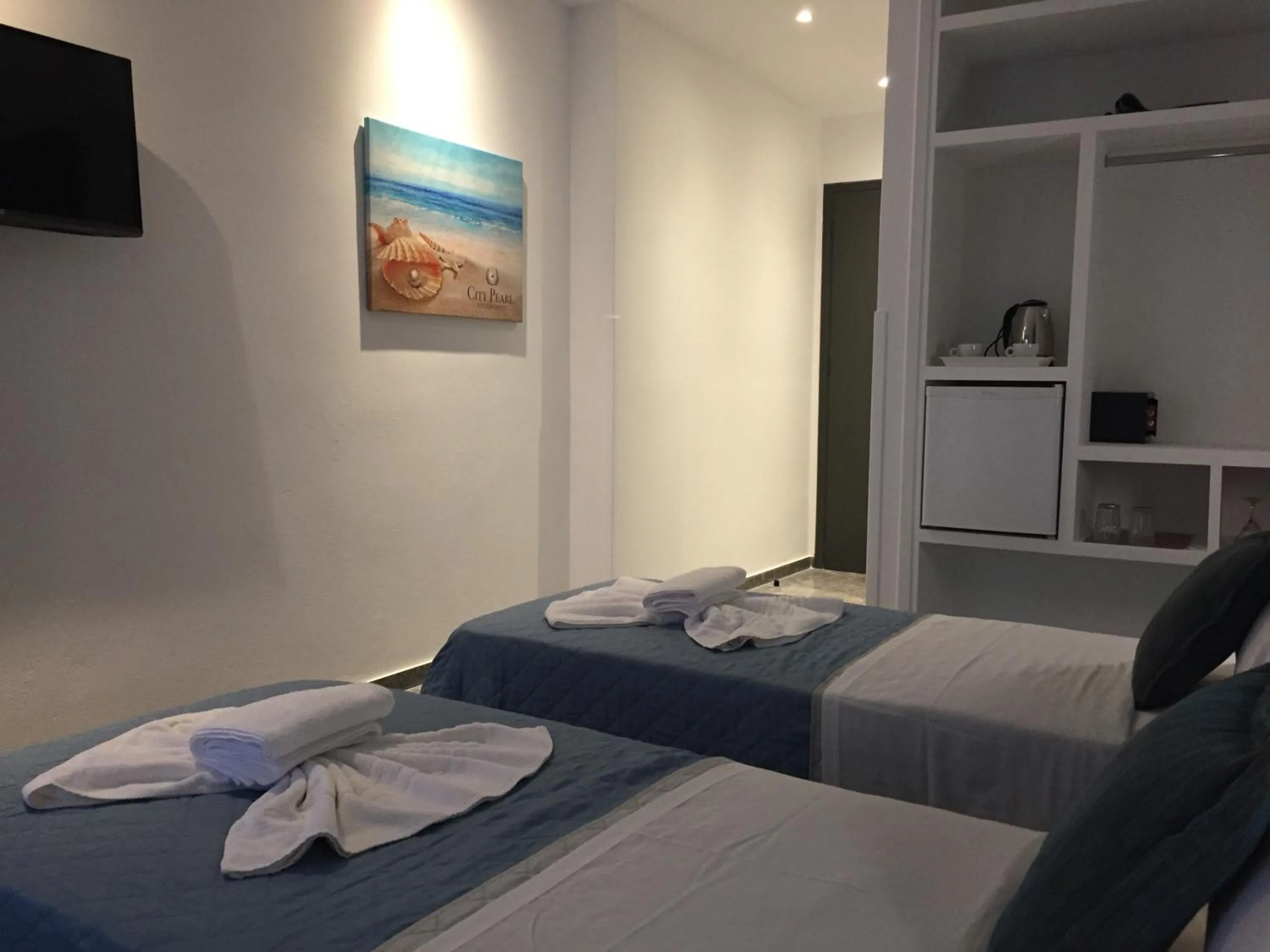 Photo of the whole room, Bed in City Pearl Hotel