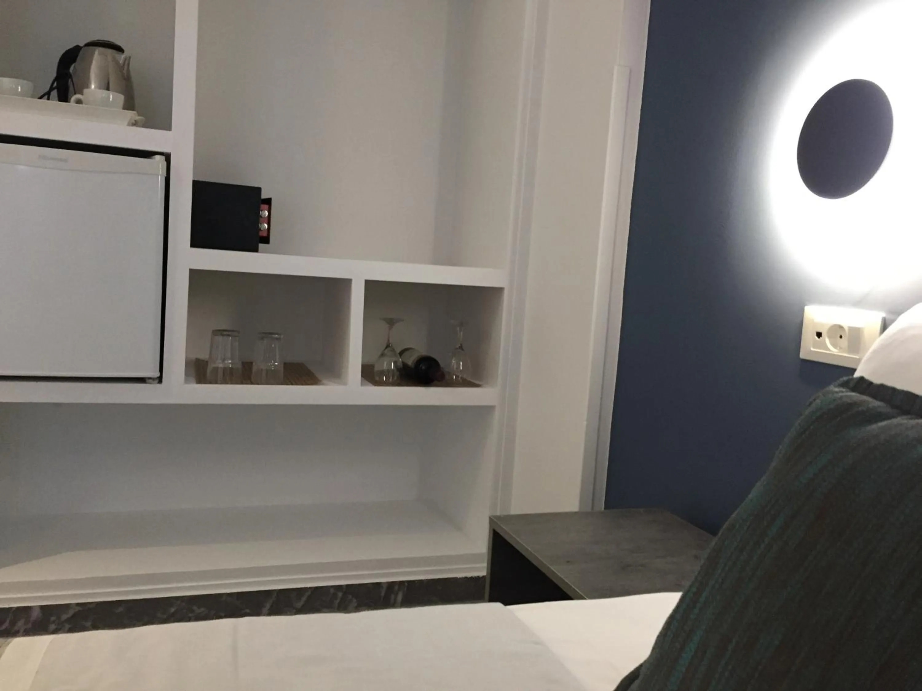 Coffee/tea facilities in City Pearl Hotel