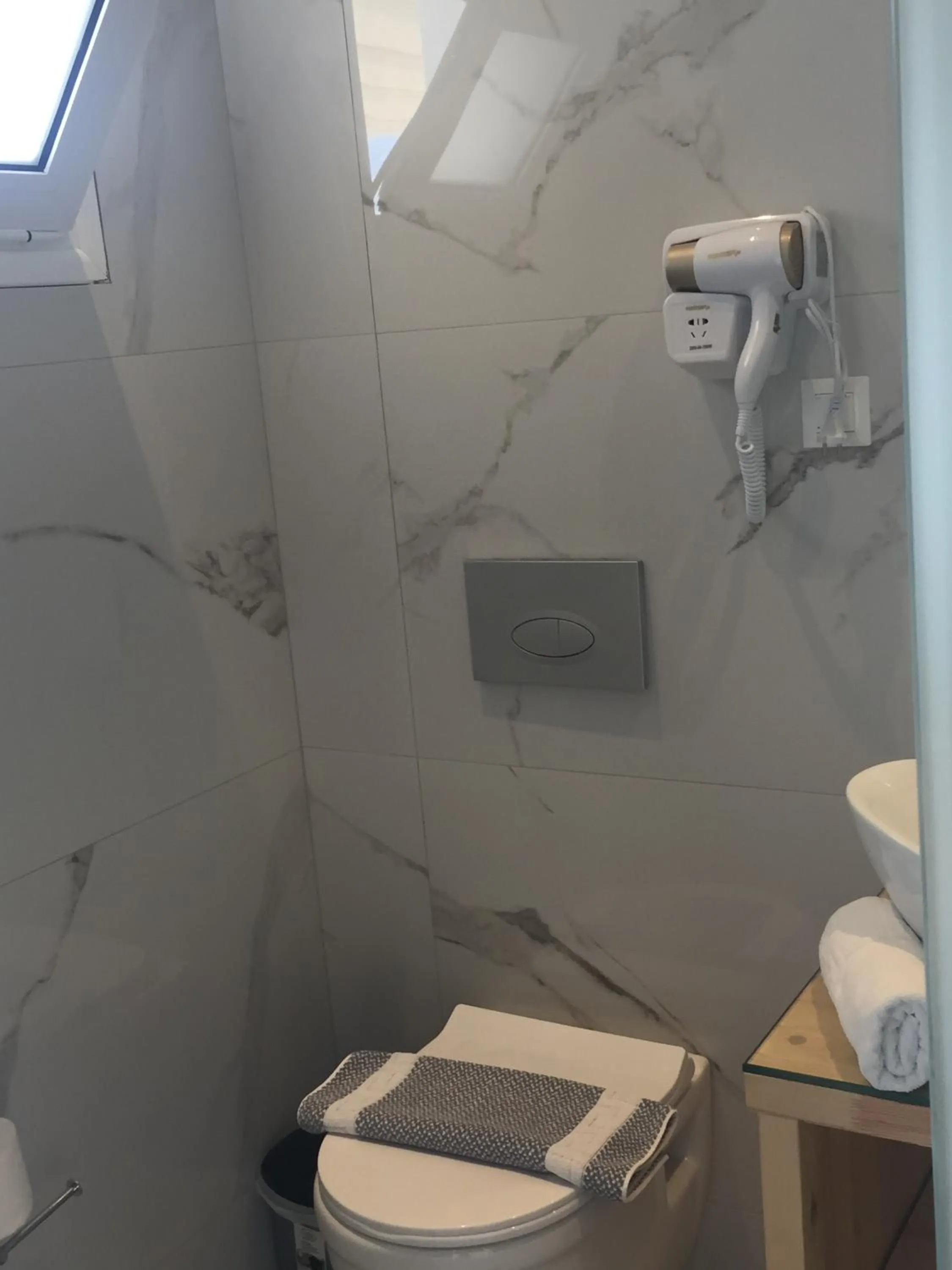 Bathroom in City Pearl Hotel