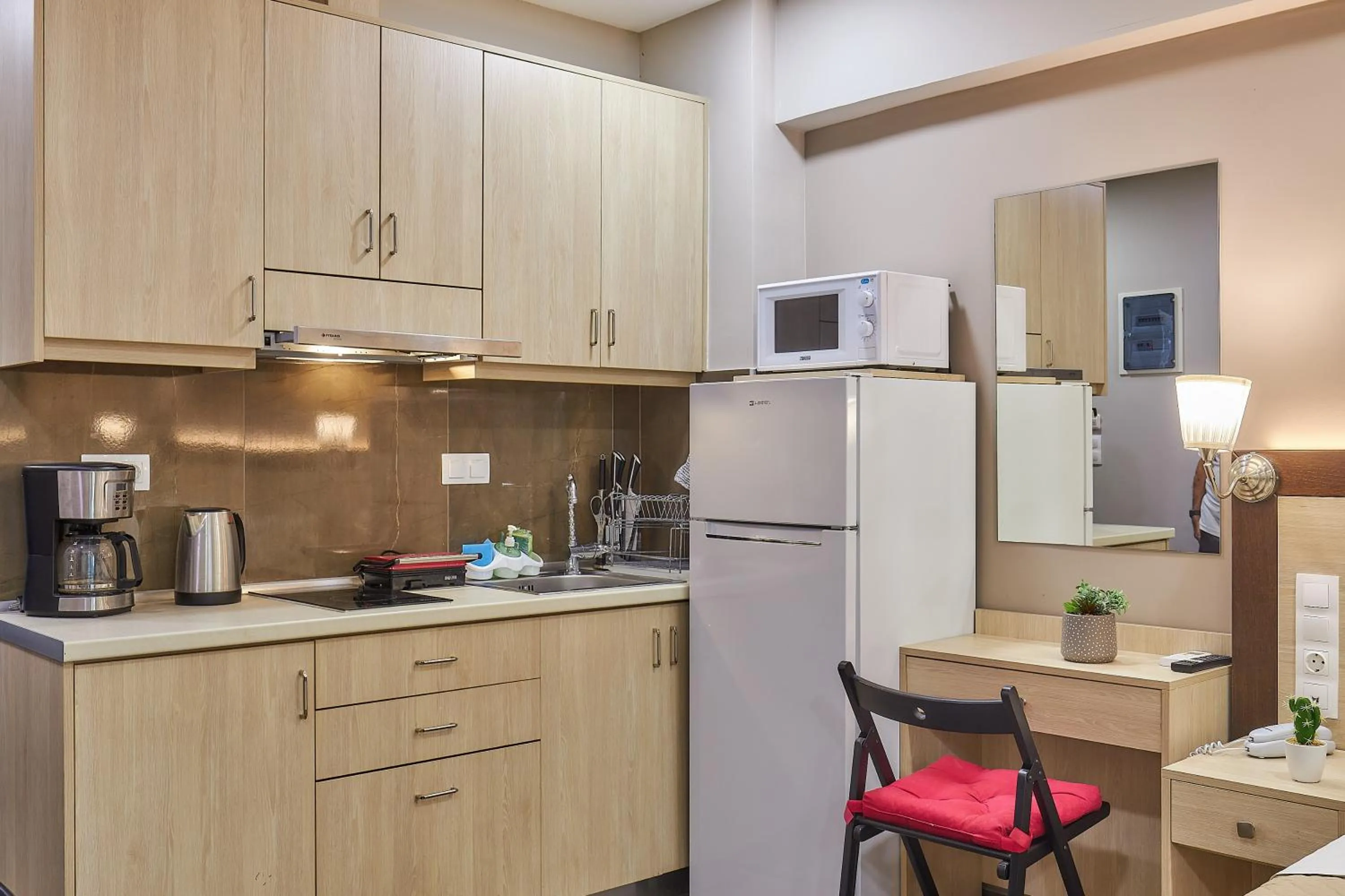 Coffee/tea facilities in Dorian Boutique Hotel-Apartments