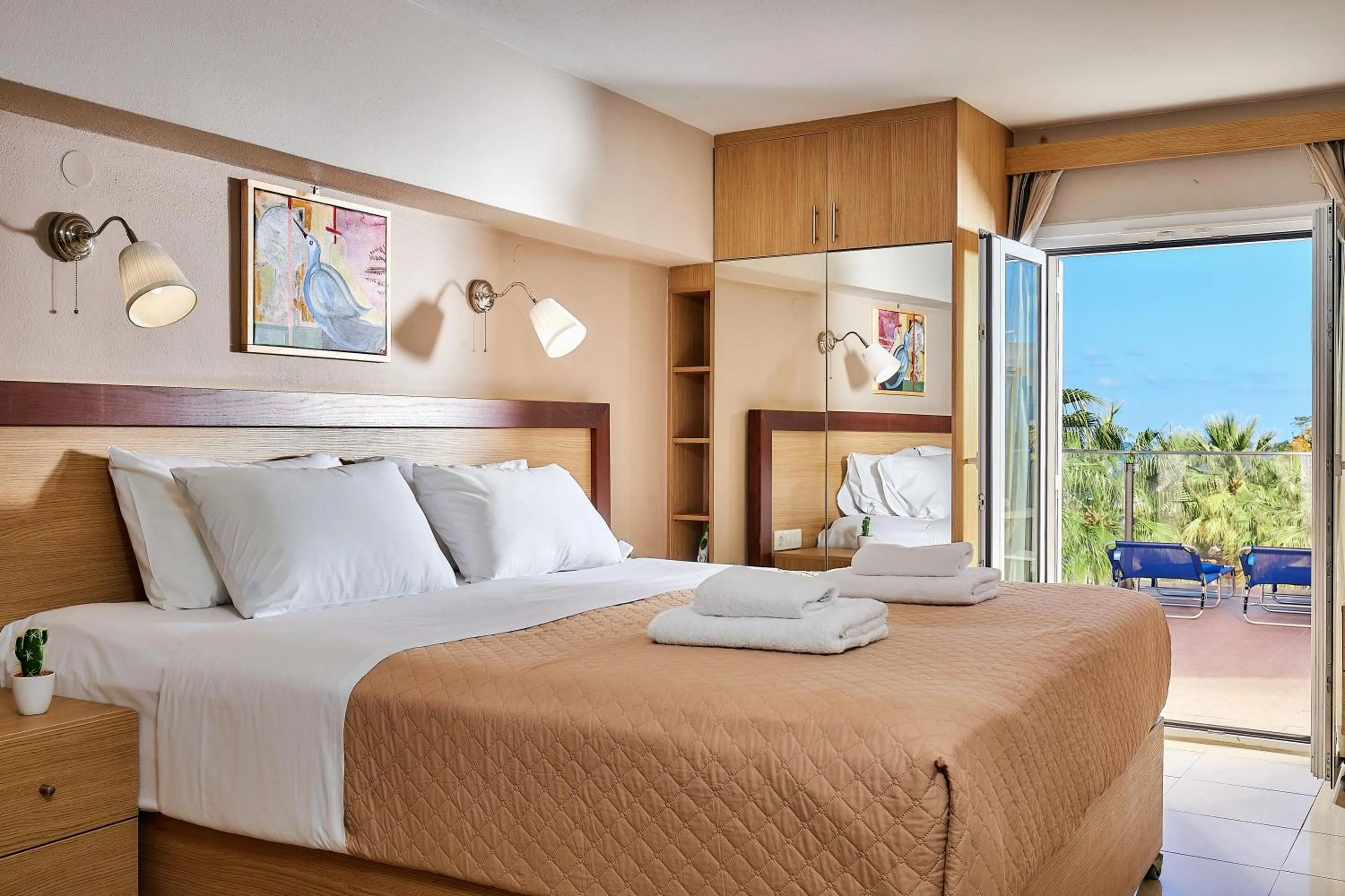 Bed in Dorian Boutique Hotel-Apartments