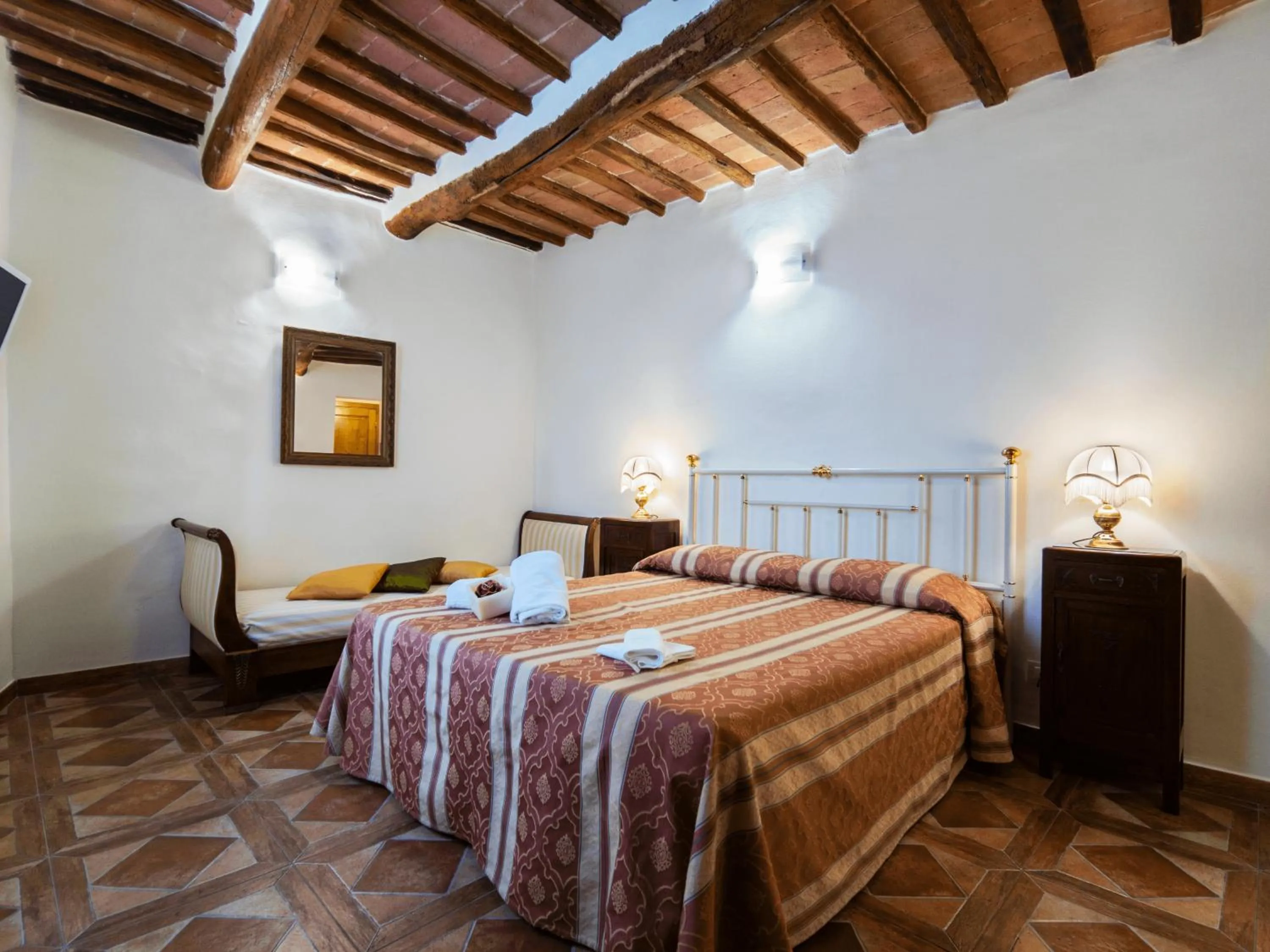 Bed in B&B Siena In Centro - Diffuso