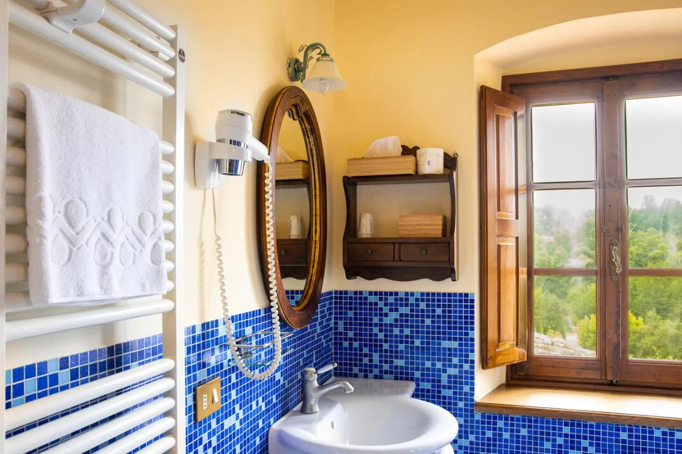 Bathroom in Villa Rigacci