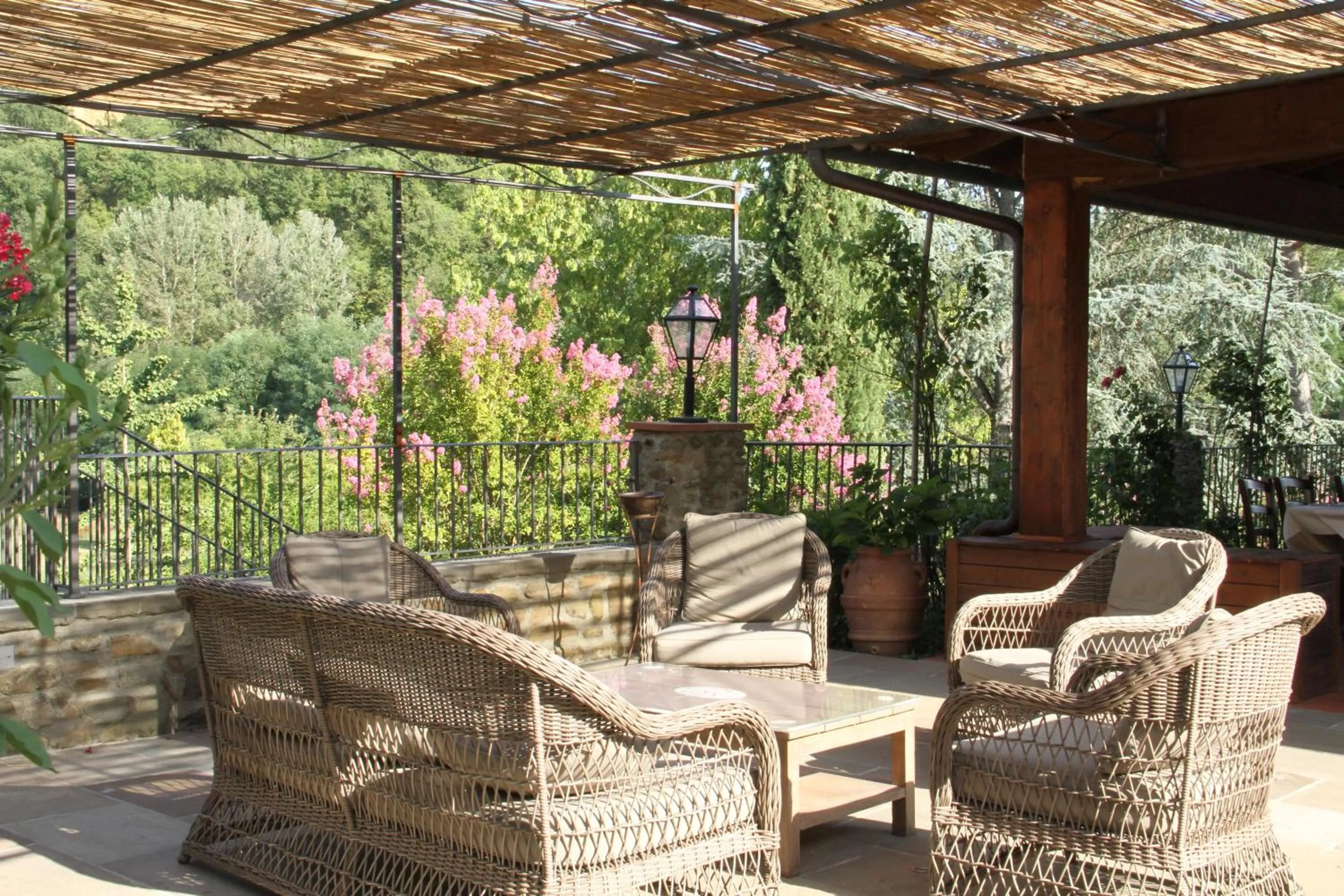 Communal lounge/ TV room in Villa Rigacci