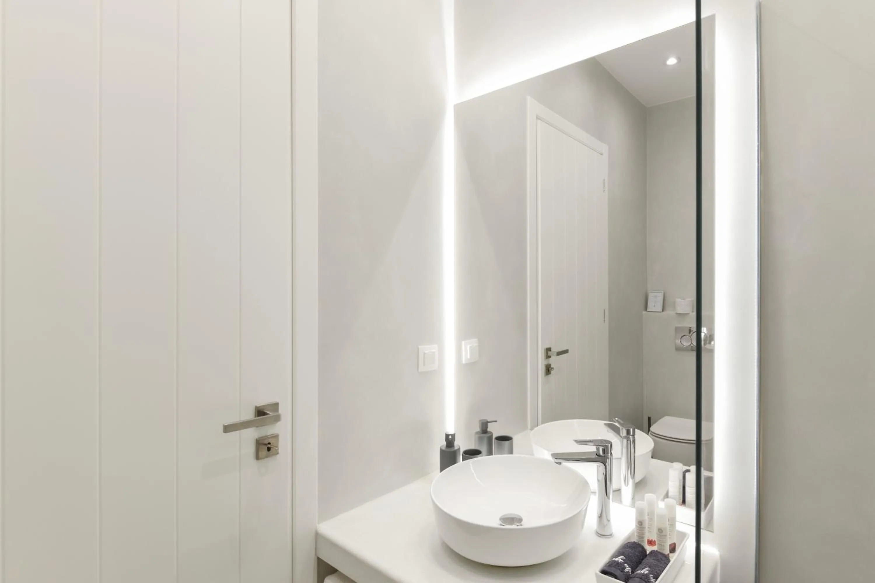 Bathroom in Alexander Suites