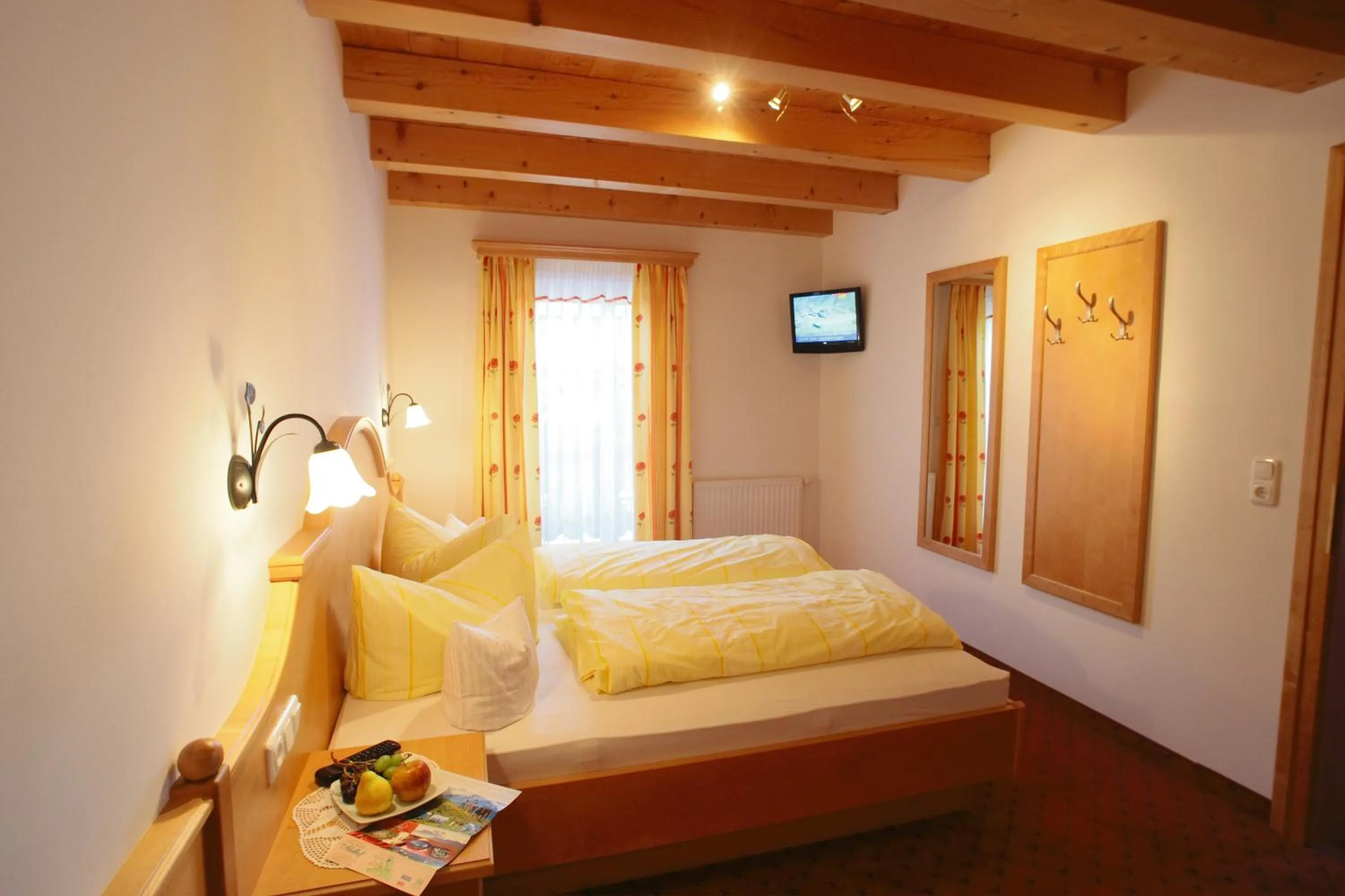 Bed in Hotel Gasthof Abelhof