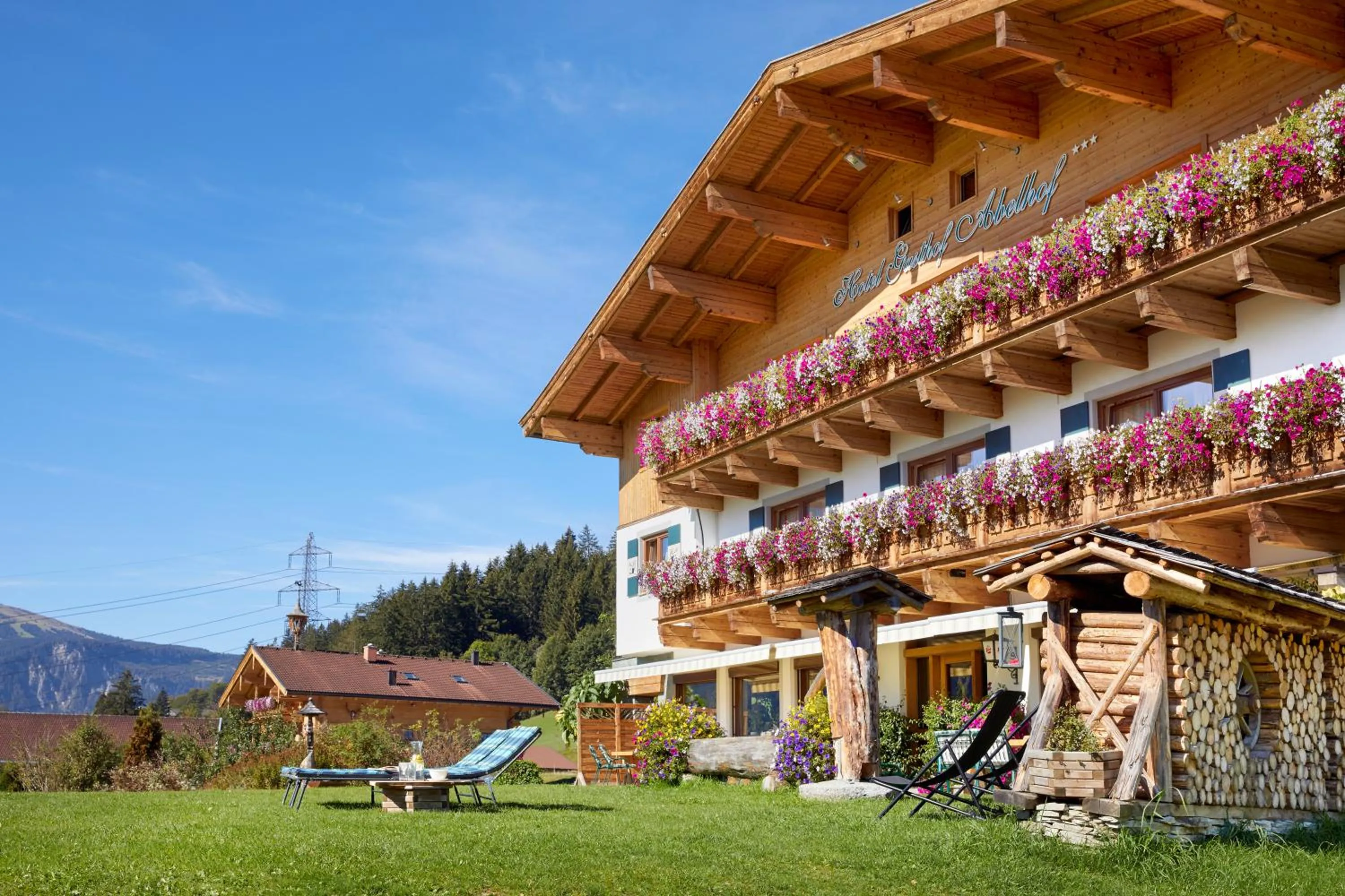 Property building in Hotel Gasthof Abelhof