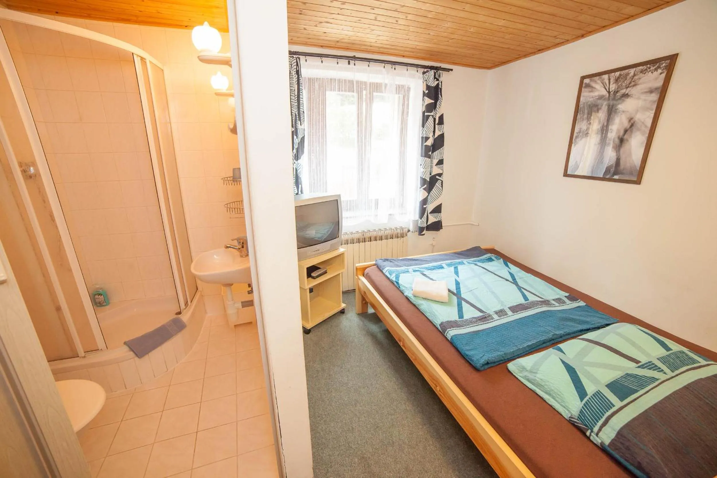 Bed in Horská chata Hubert