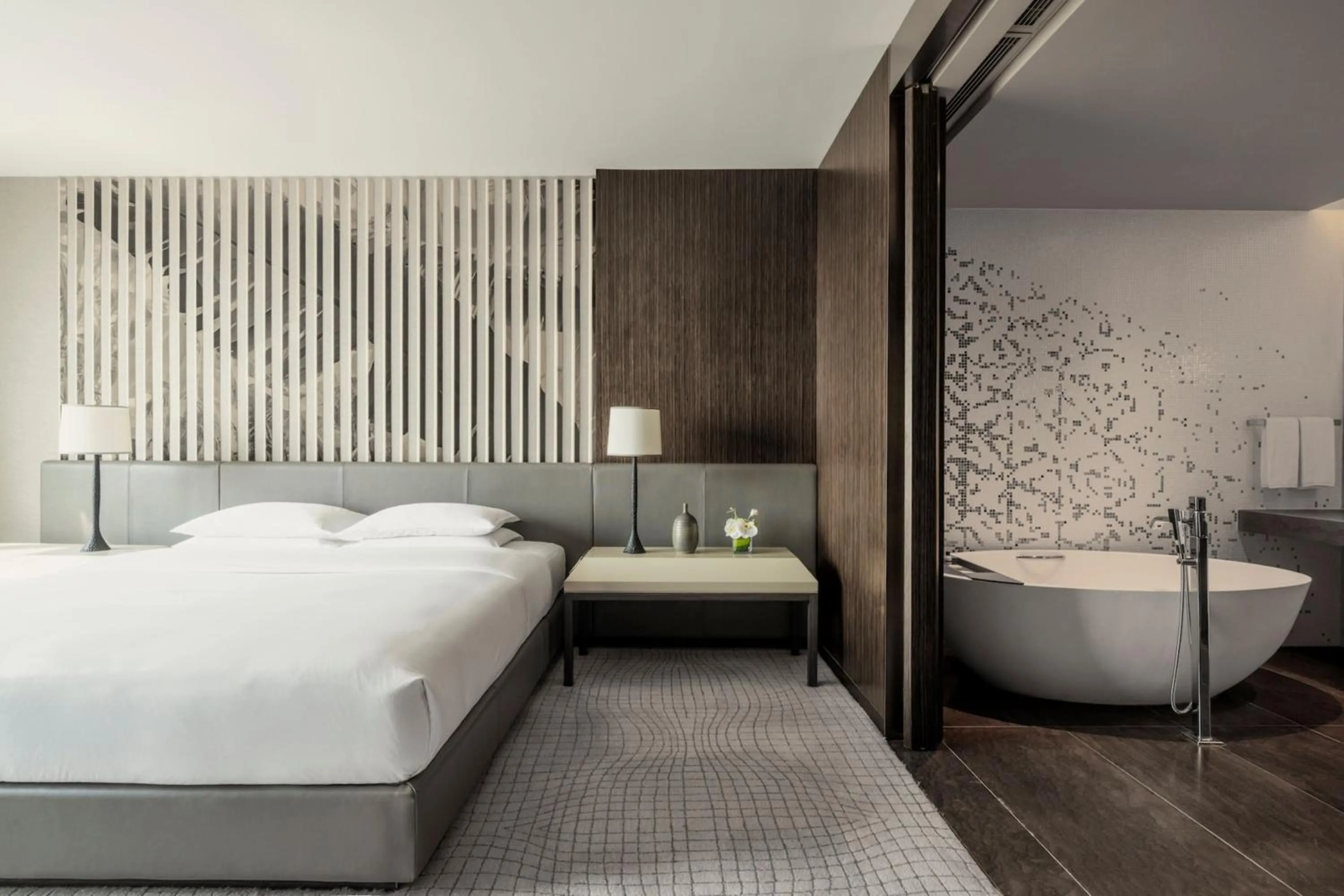 Bedroom, Bed in Hyatt Regency Suzhou
