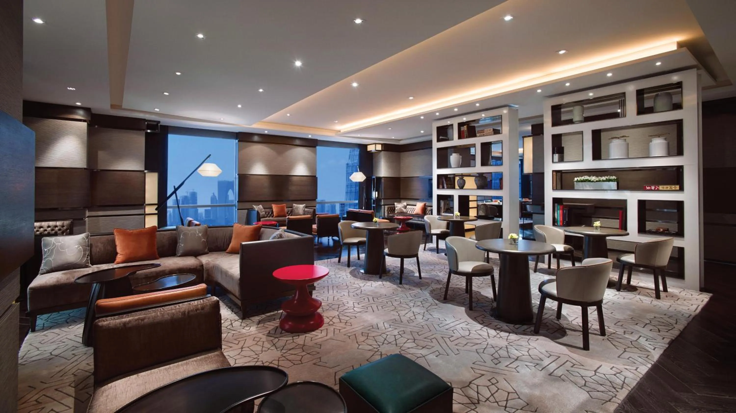 Seating area in Hyatt Regency Suzhou