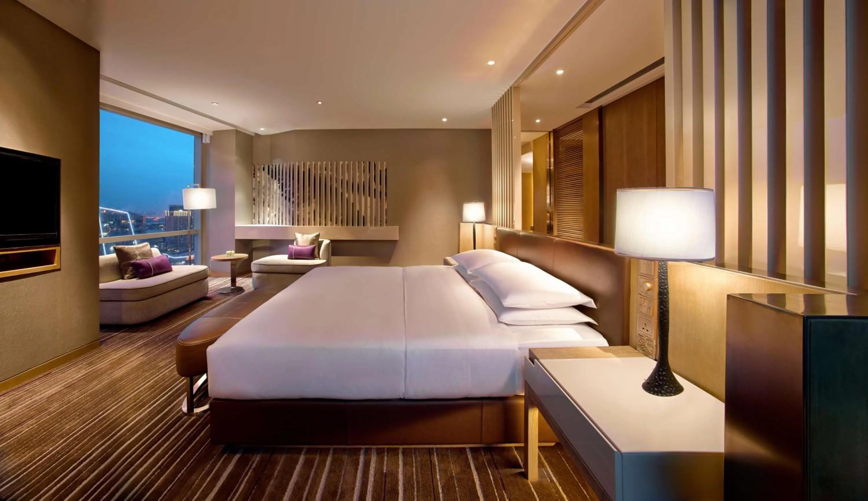Photo of the whole room, Bed in Hyatt Regency Suzhou