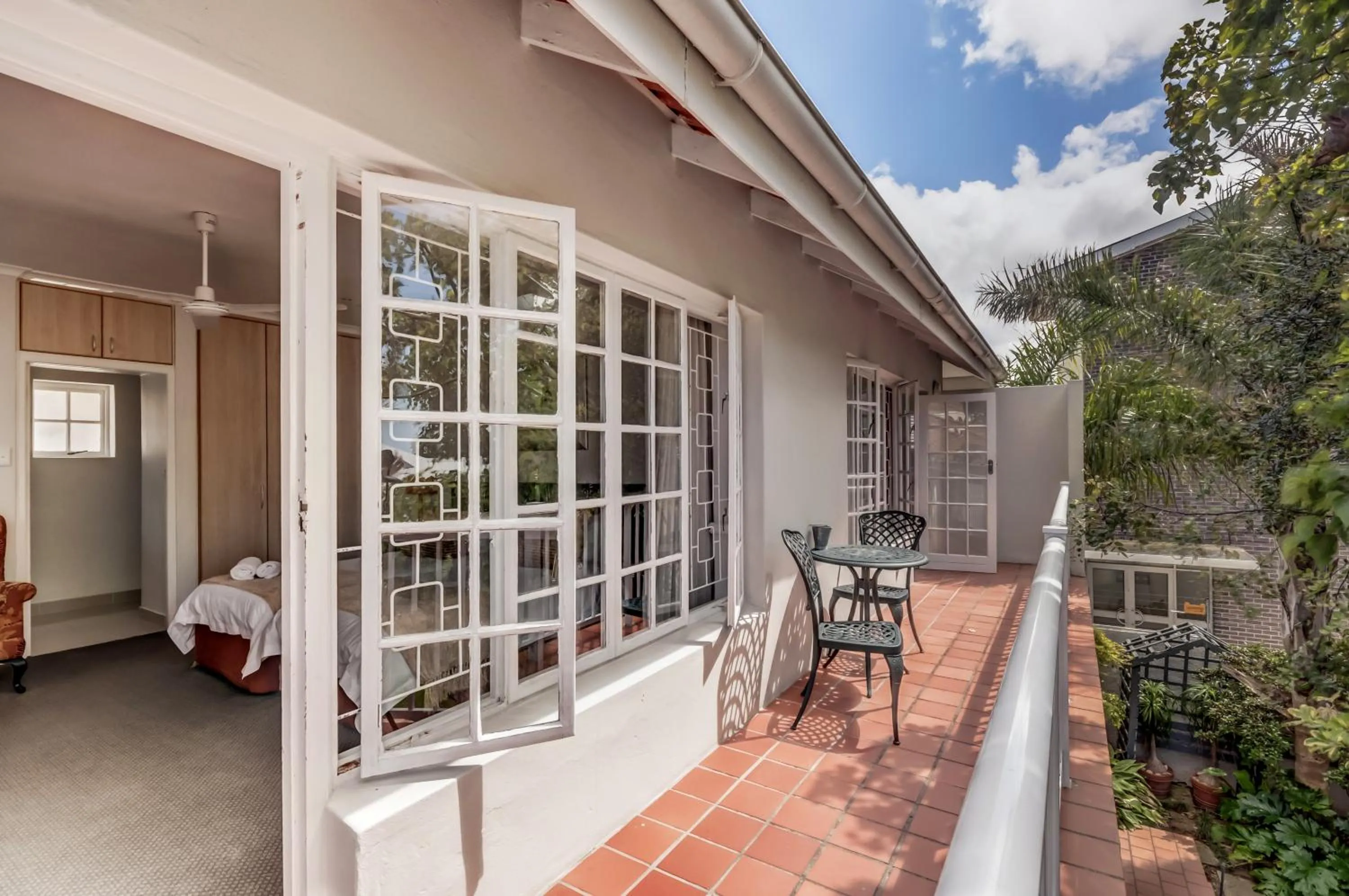 Patio in First Avenue Guesthouse