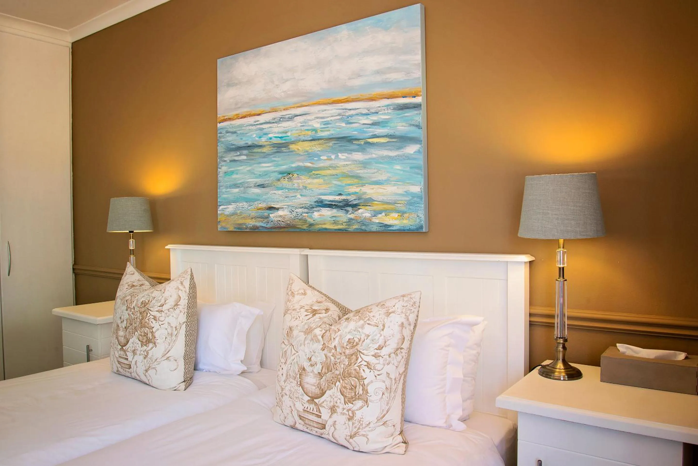 Decorative detail, Bed in First Avenue Guesthouse