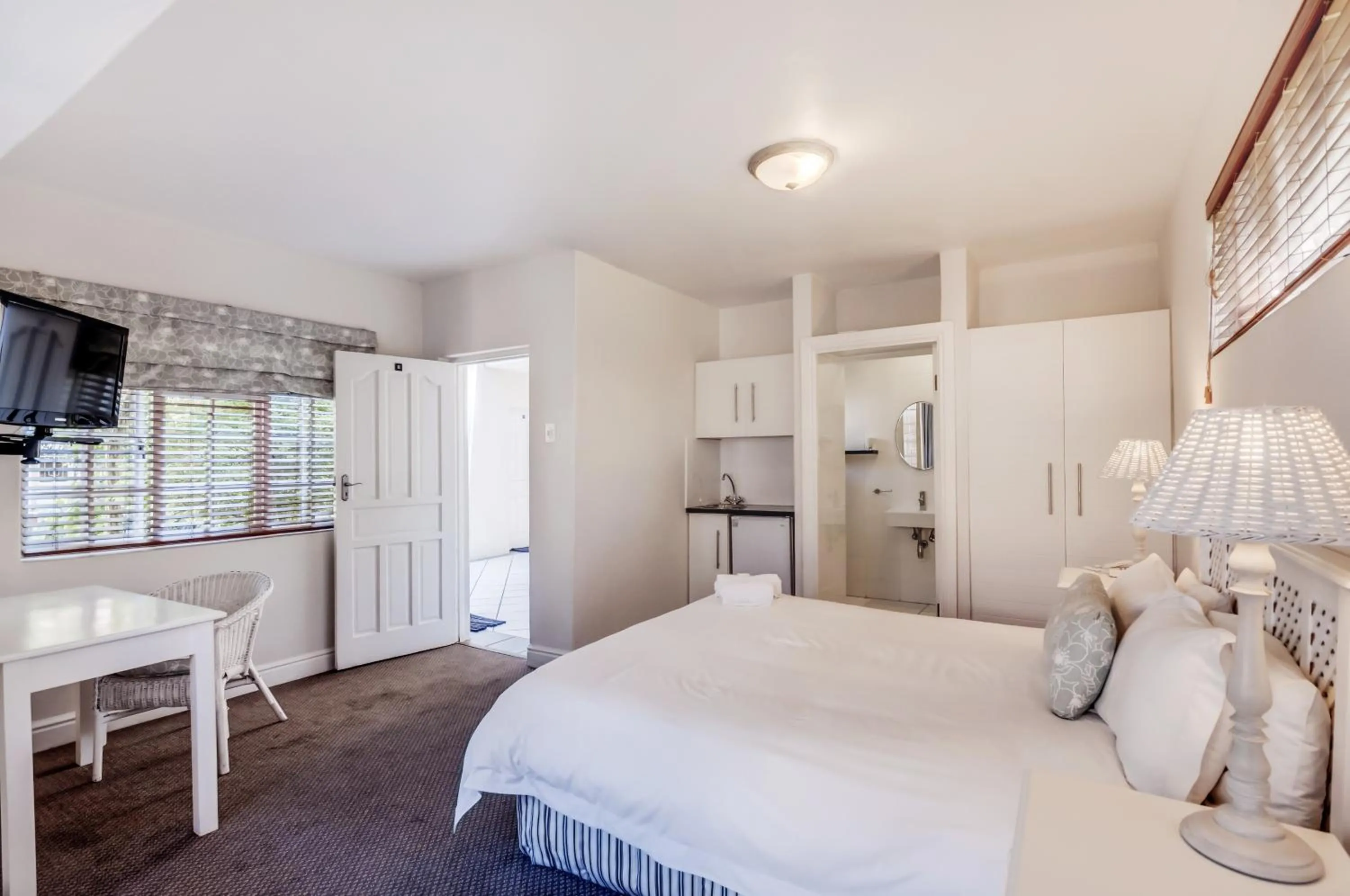 Bed in First Avenue Guesthouse