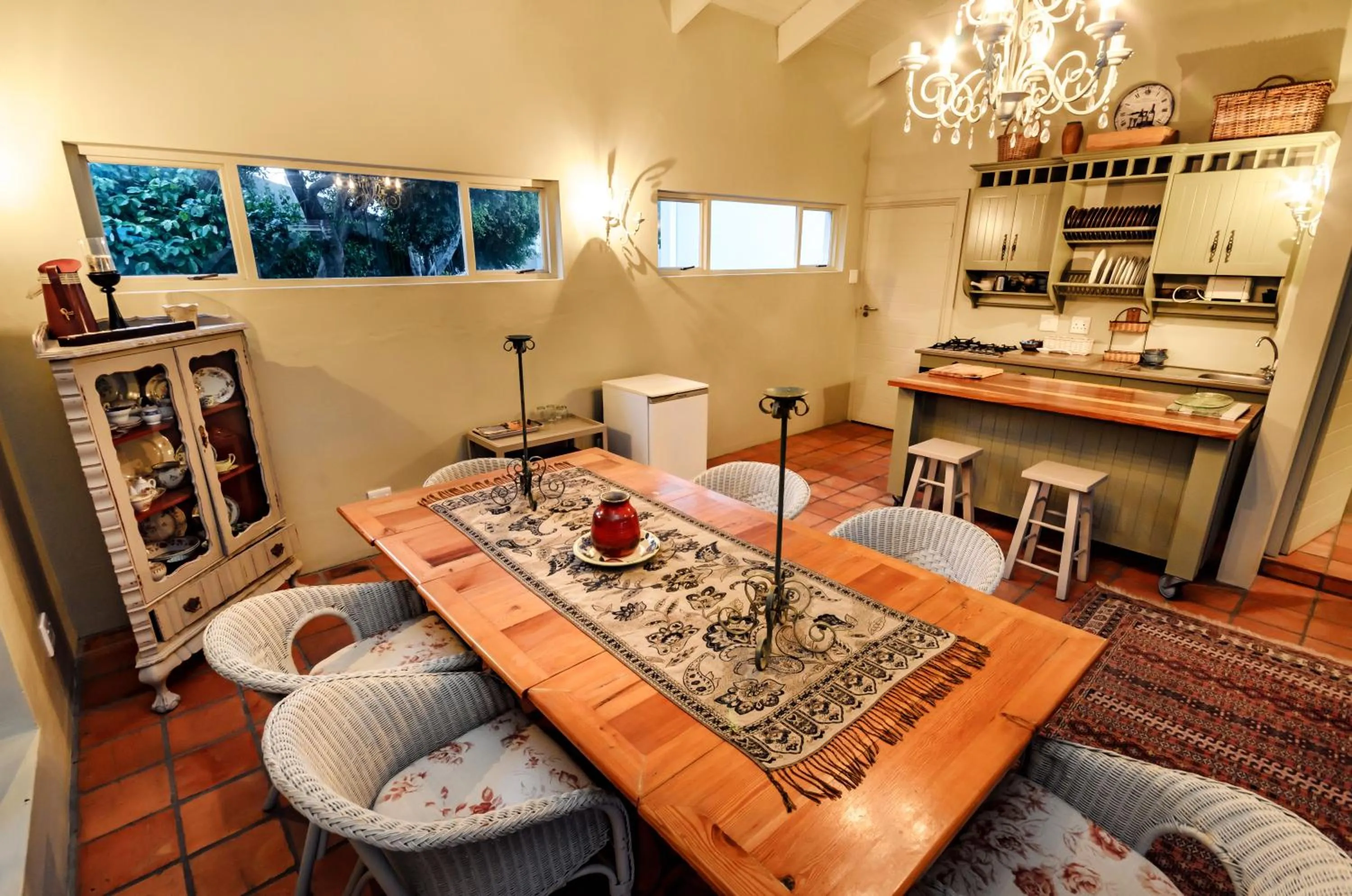 Dining area in First Avenue Guesthouse